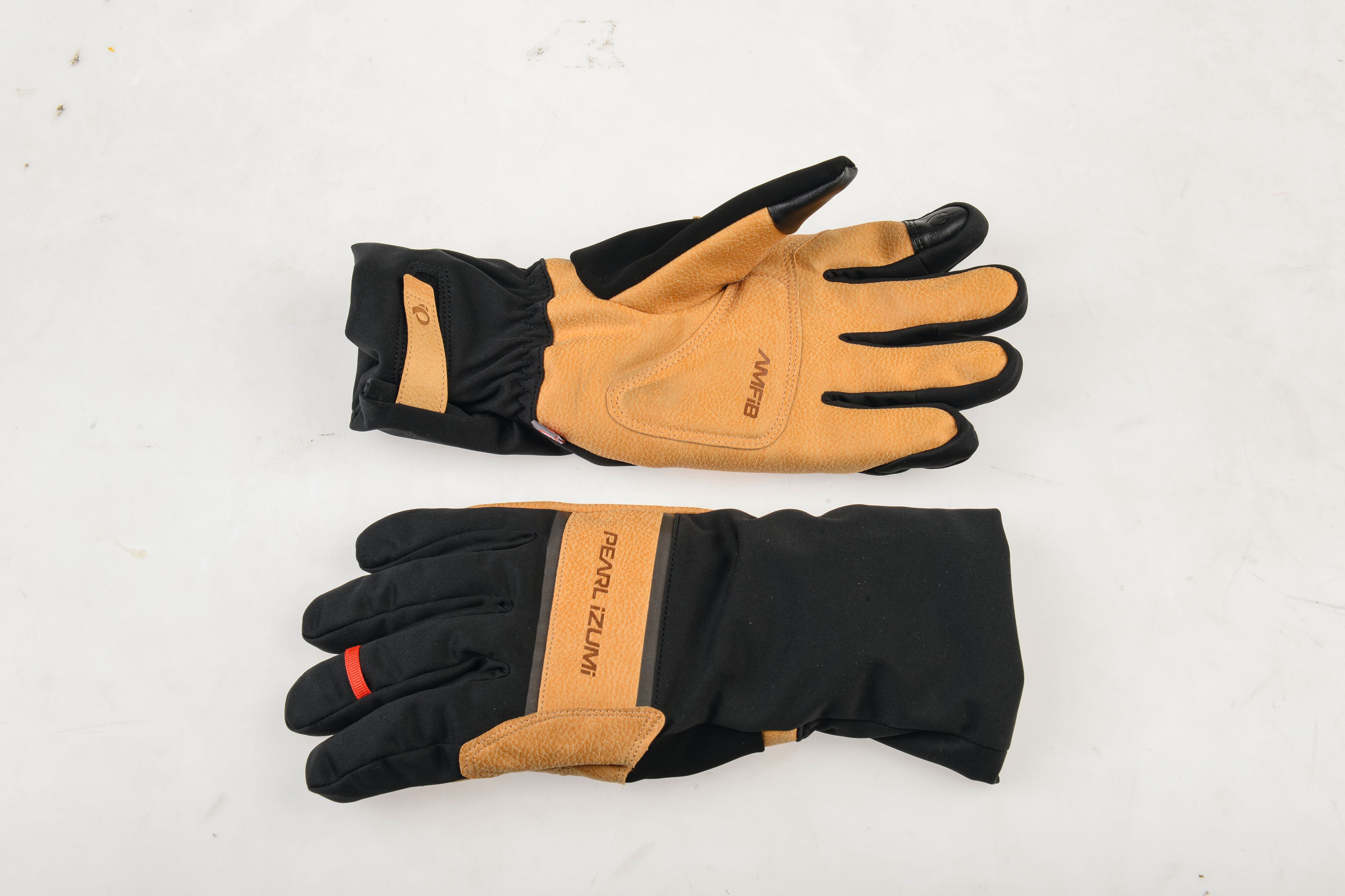 Beheizbare Handschuhe: Ekoi und Sealskinz im Vergleich