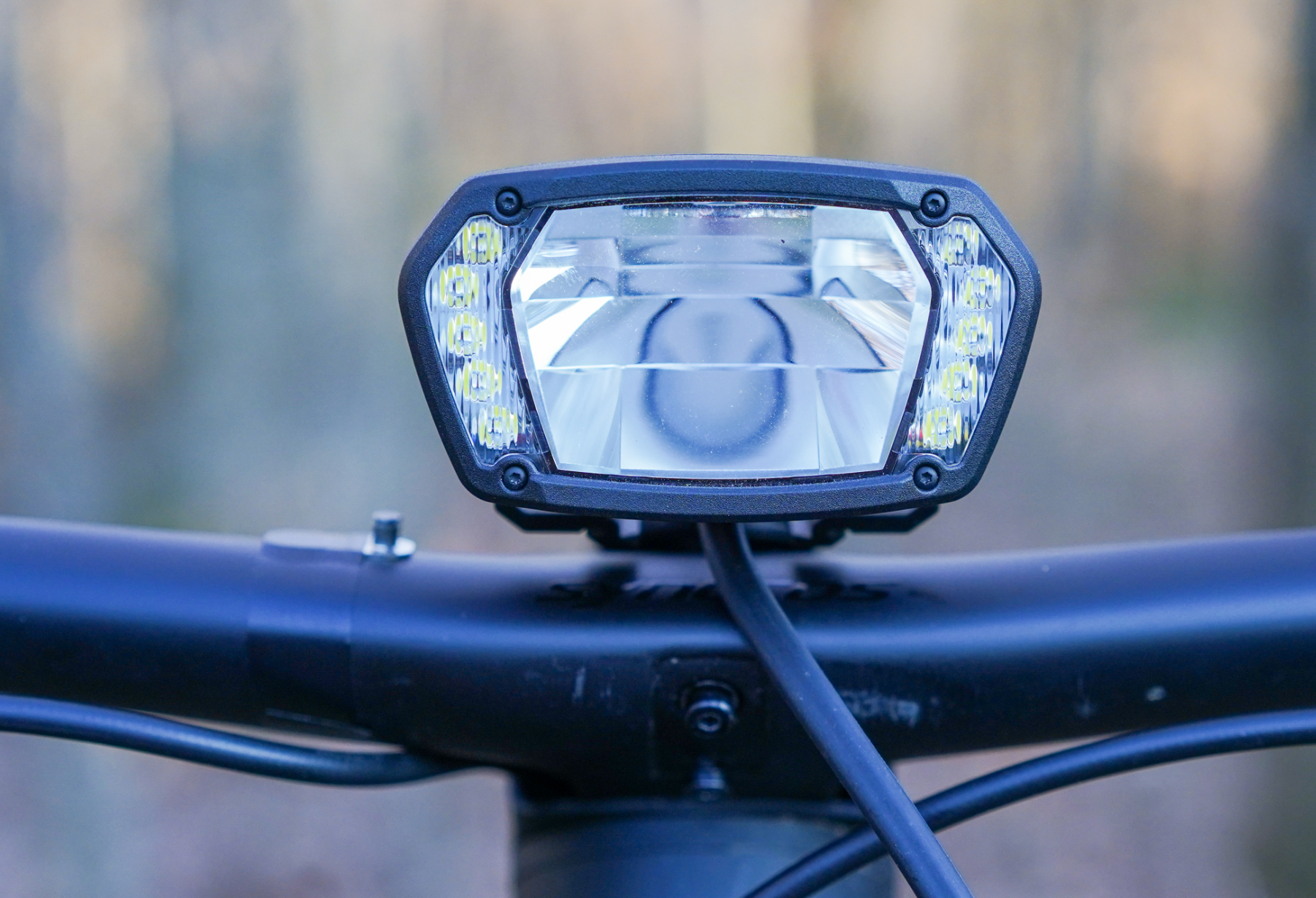 Lupine SL AX 2023: Super-helles Fahrradlicht mit StVZO-Zulassung