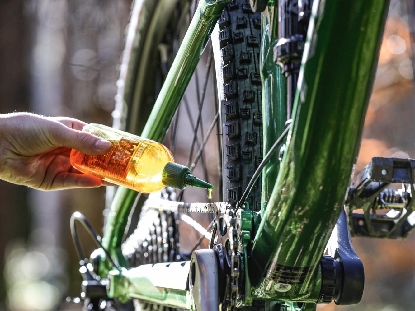 NIGRIN BIKE-CARE E-Bike-Kettenöl, 100 ml Flasche, Fahrradkettenöl