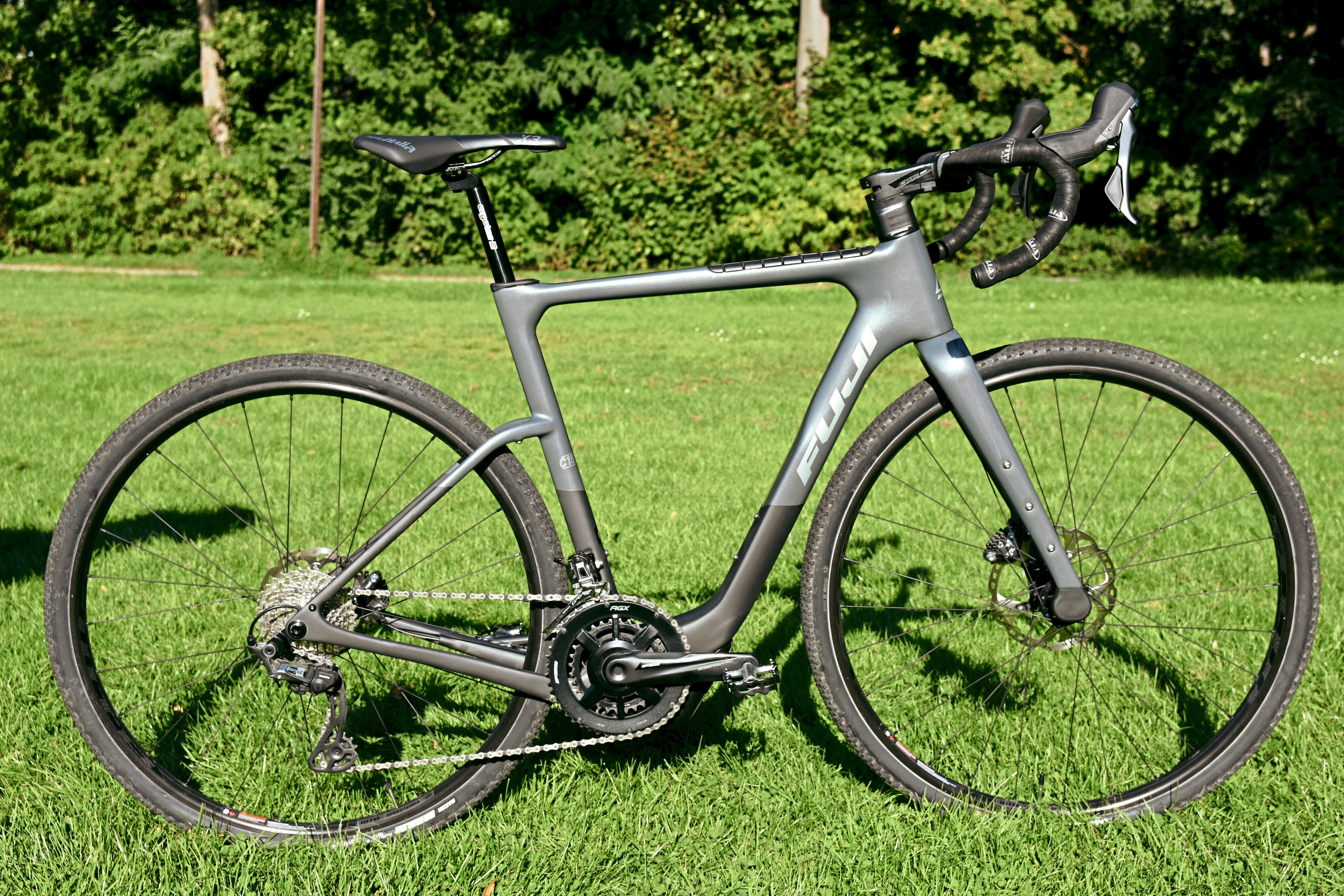 Fuji carbon bike sale