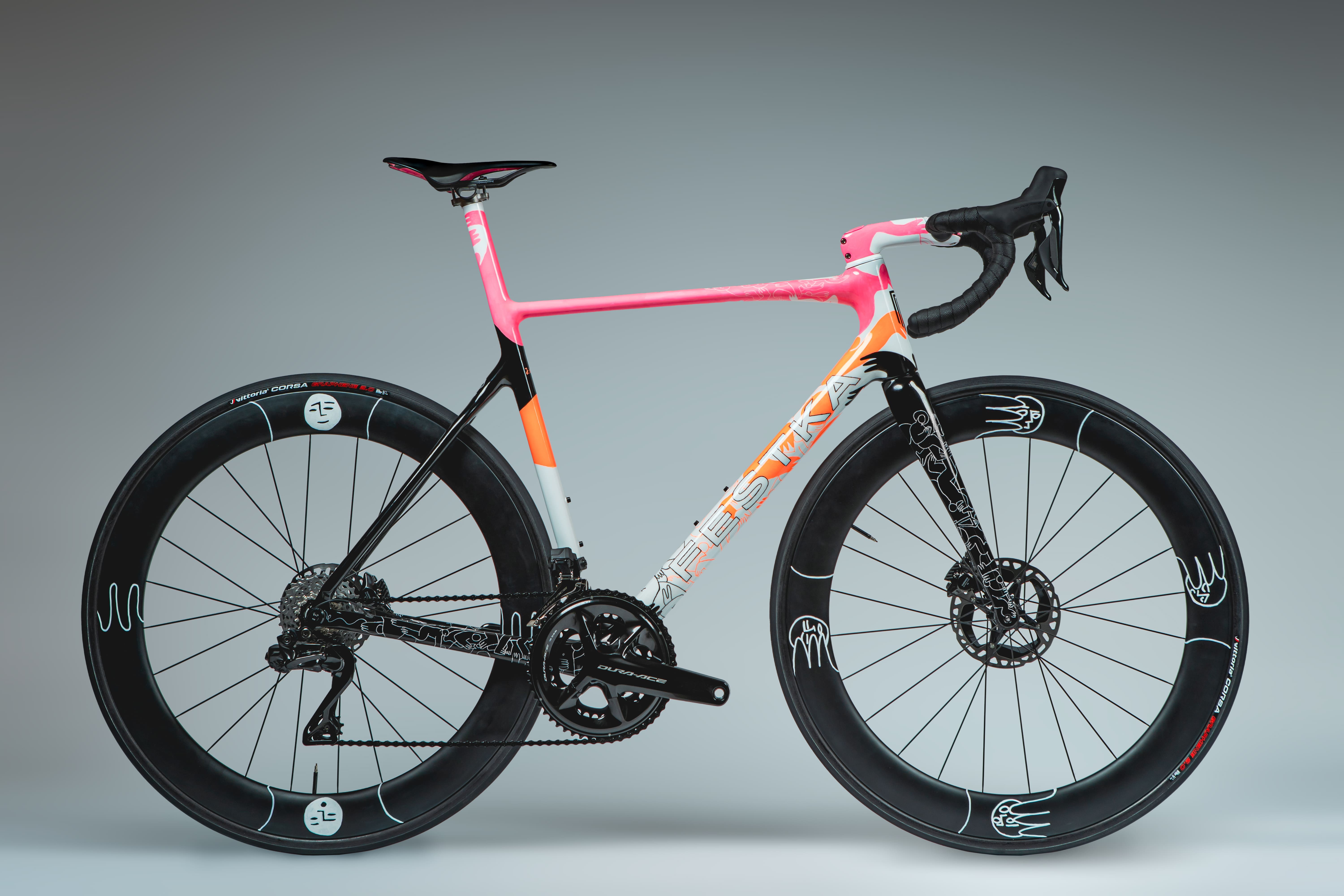 Festka Spectre Bodies: Fahrrad, Kunstwerk oder beides? | TOUR