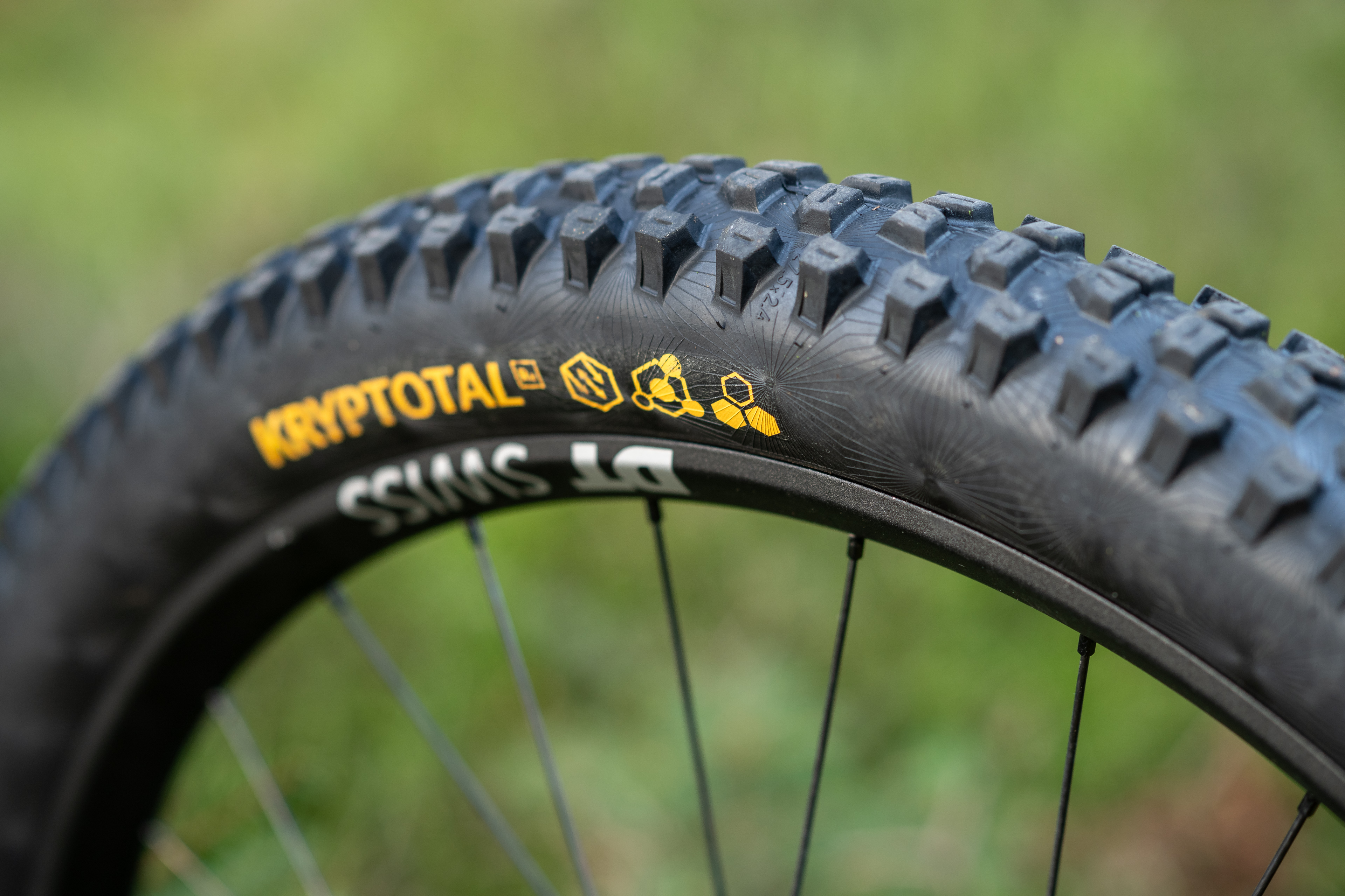 Pneu CONTINENTAL KRYPTOTAL-R Trail 27.5x2.60 Endurance Tubeless Ready