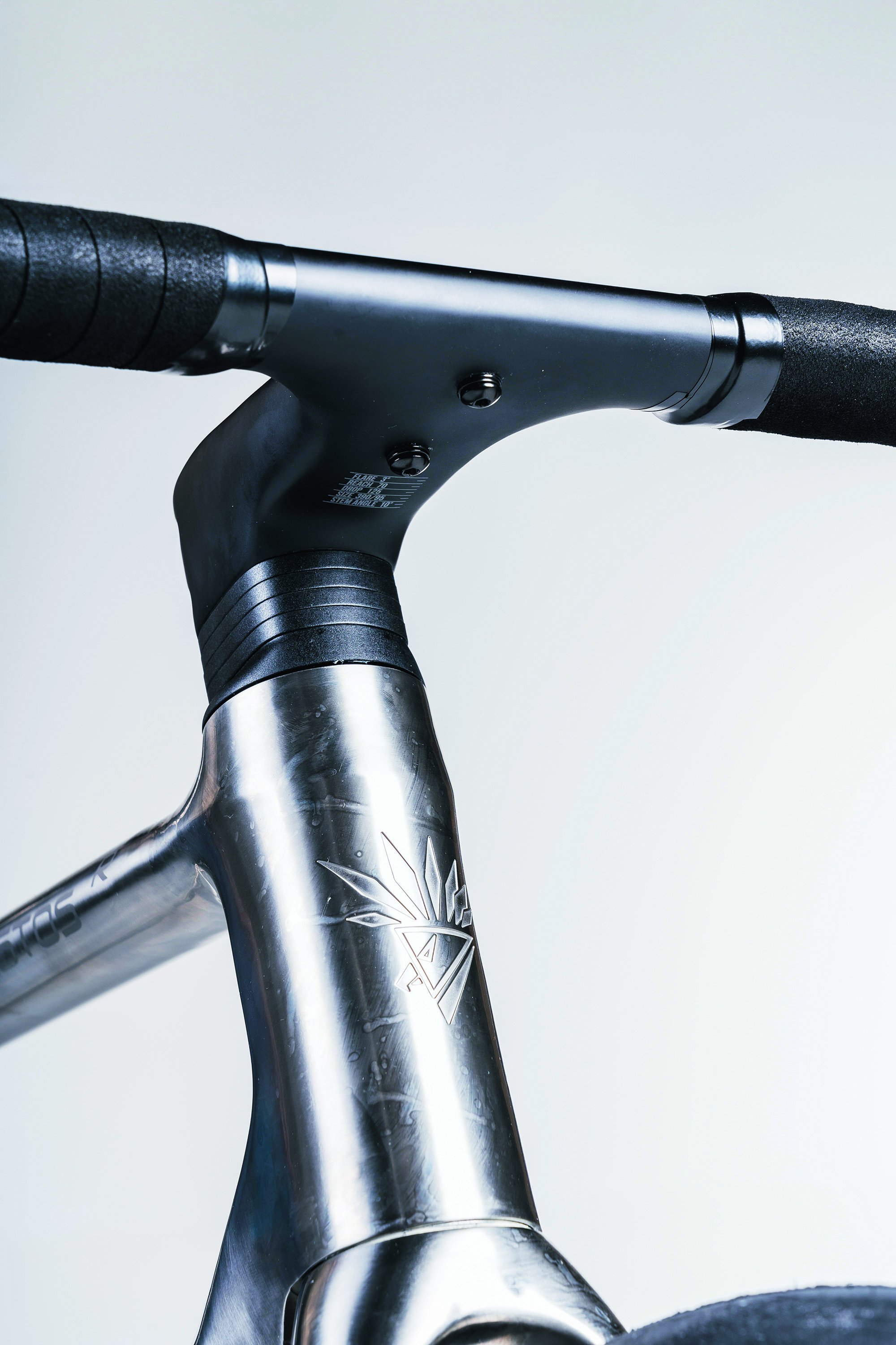 felgen rennrad beste Felgen Rennrad – Bola Carbon Sporting Goods main image 1