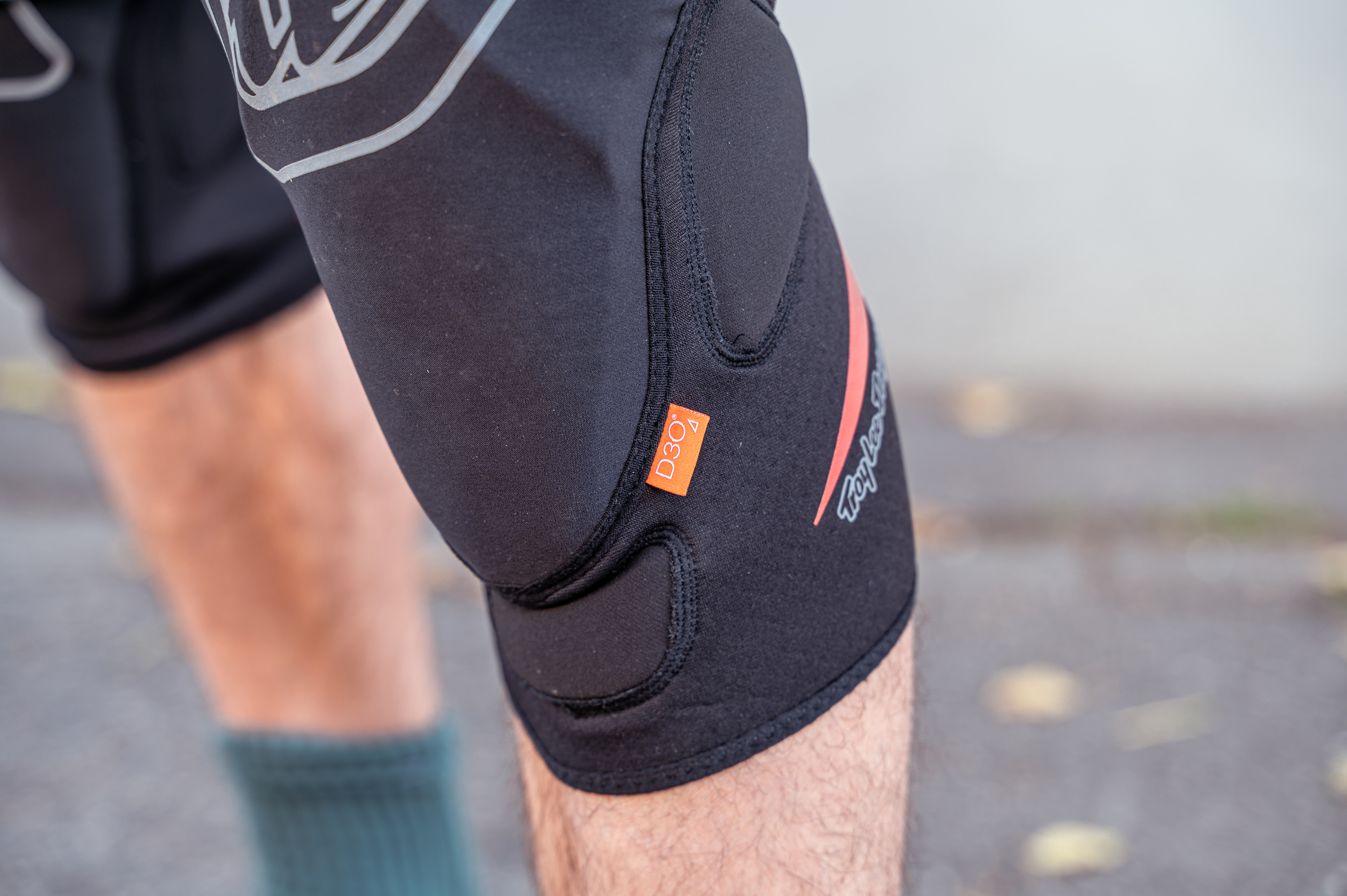 Test knee pads: Troy Lee Designs Raid Knee - 1st choice of many DH