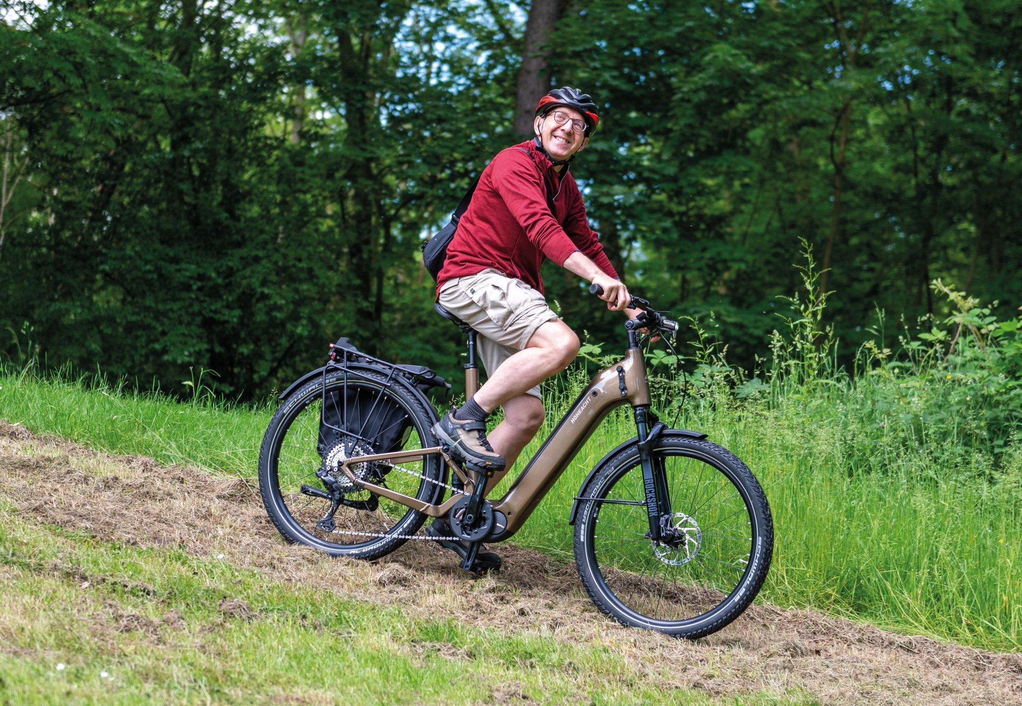 SUV e-bikes: 5 motorised all-rounders put to the test | BIKE