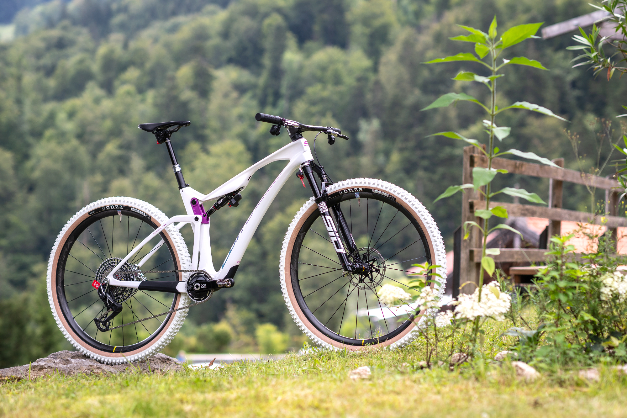 Corratec Revo Bow iLink: New race MTB with optimised aerodynamics
