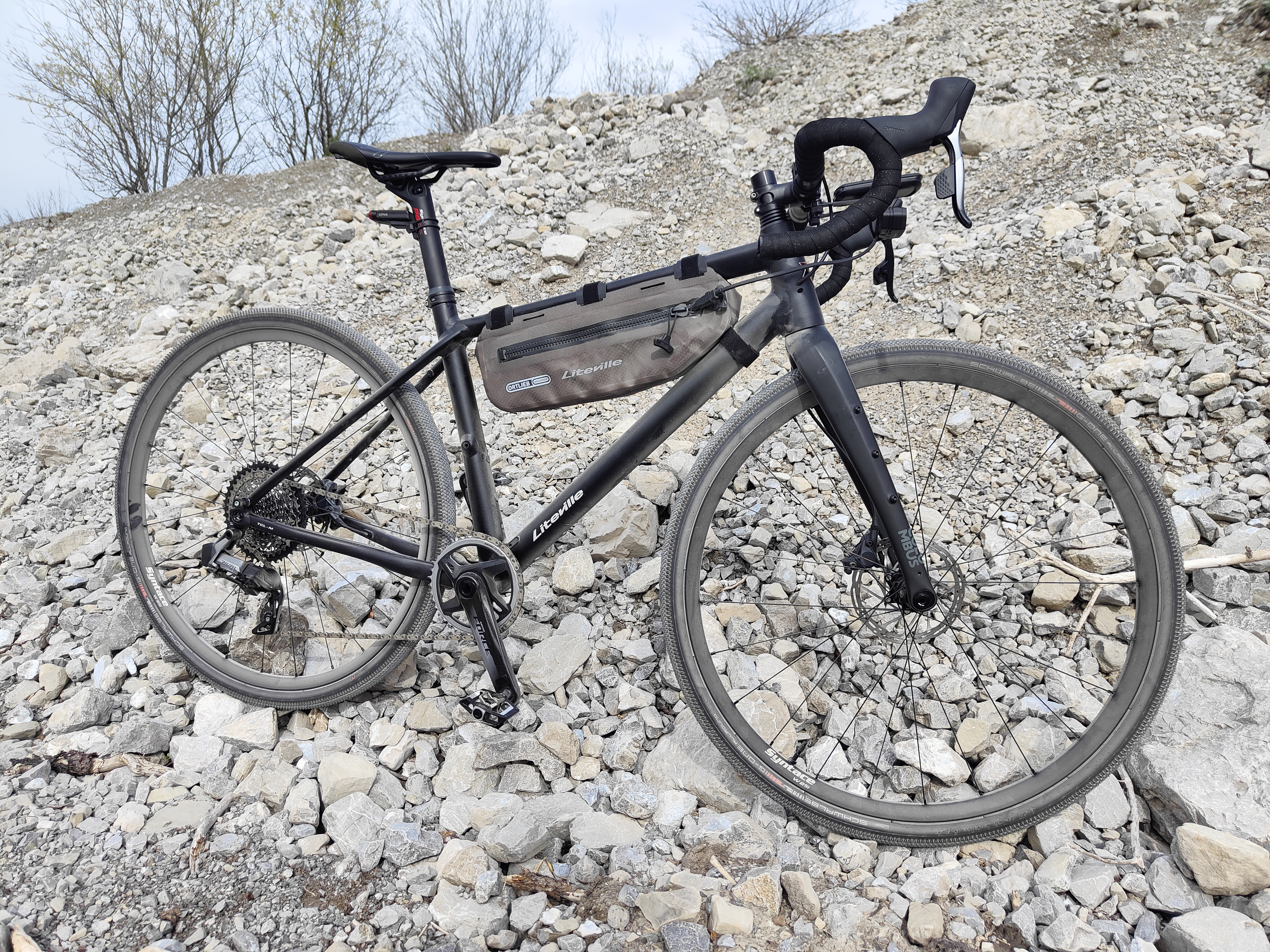 Gravelbike Liteville 4-One Mk2 im Test: Ganz in Schwarz durch die