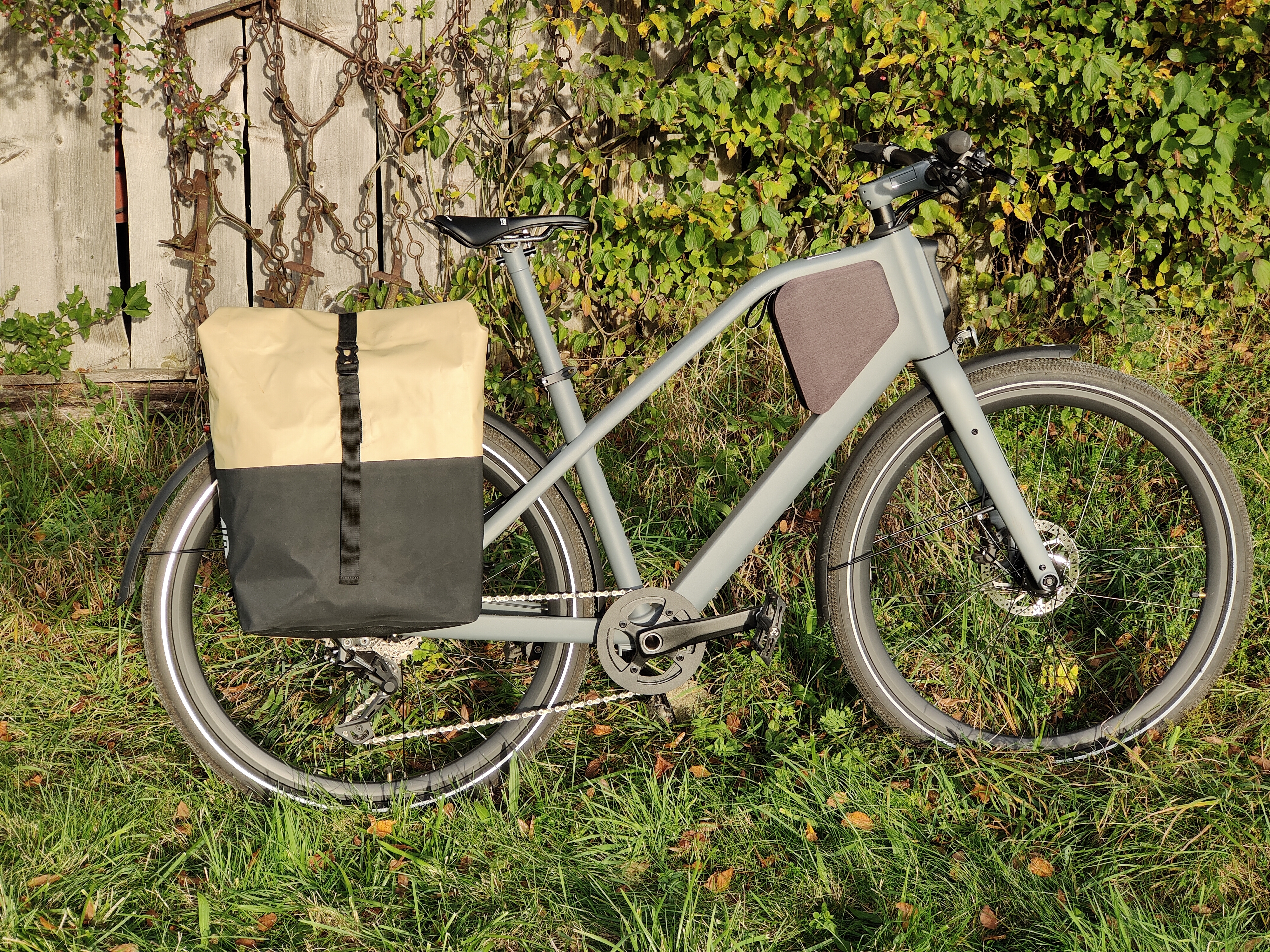 Forrider Fahrradtaschen: Gepcktrger-Rucksack-Taschen in Bunt & Schwarz |  BIKE