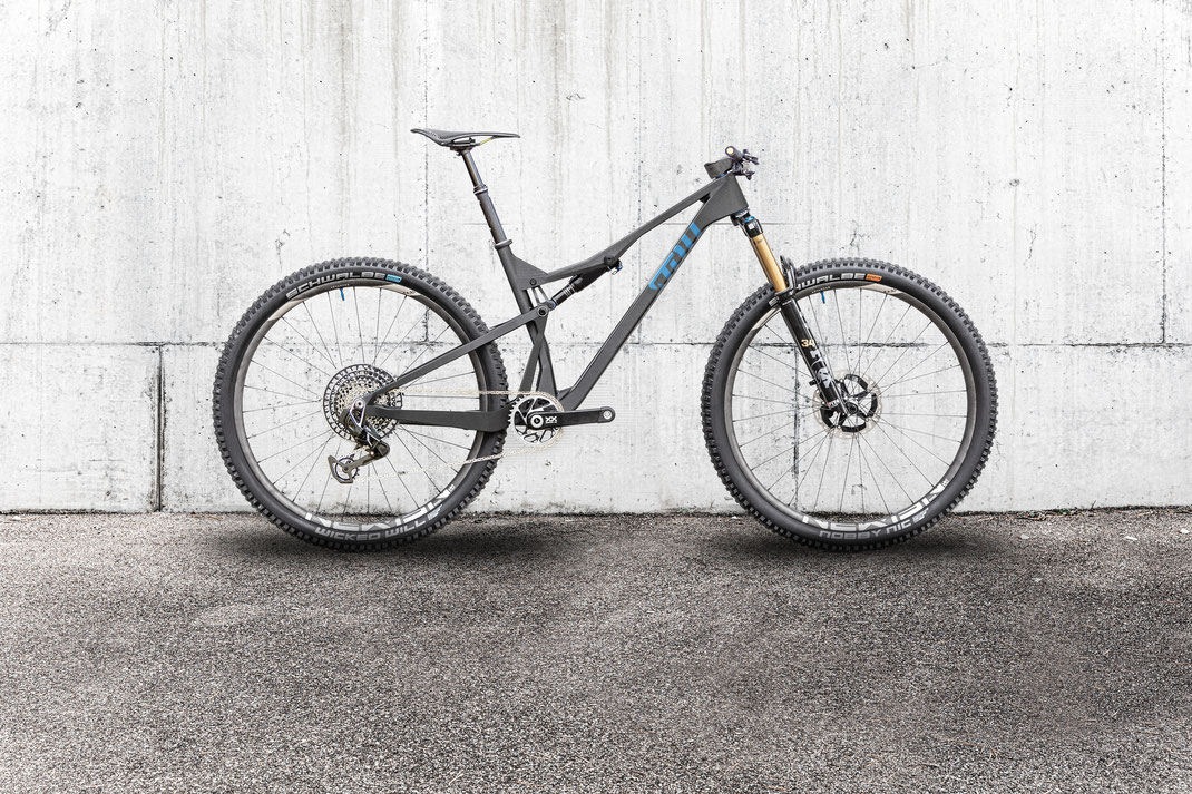 e mtb reifen PIRELLI SCORPION E-MTB M 29x2.6 Tubeless Ready Reifen Weich Schwarz/Ro   Probikeshop