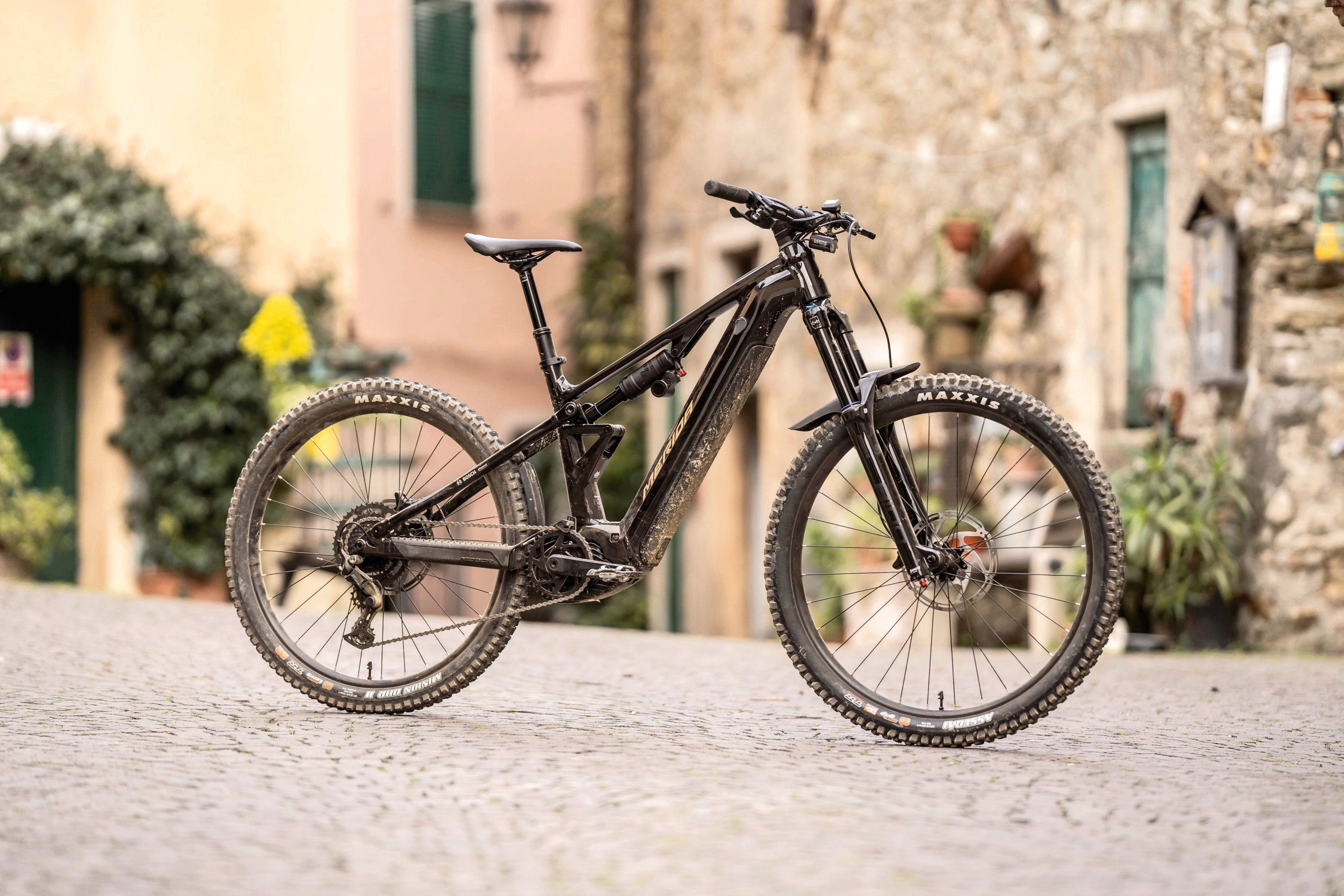 sale fahrradhelm ABUS Skurb Helm – EDDI Mobility GmbH