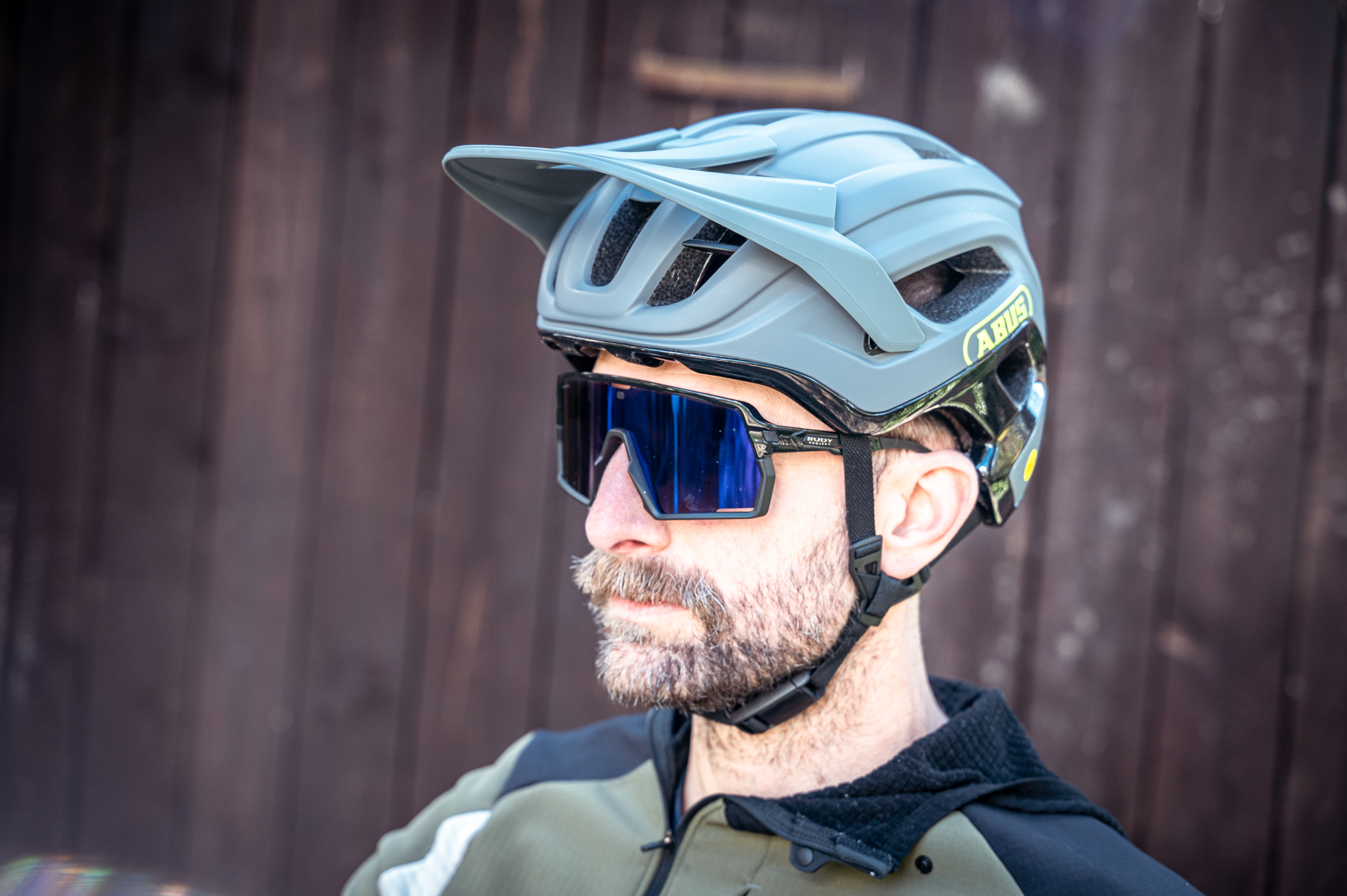 MTB helmet test: Abus Cliffhanger - pleasantly light trail head protection  | BIKE
