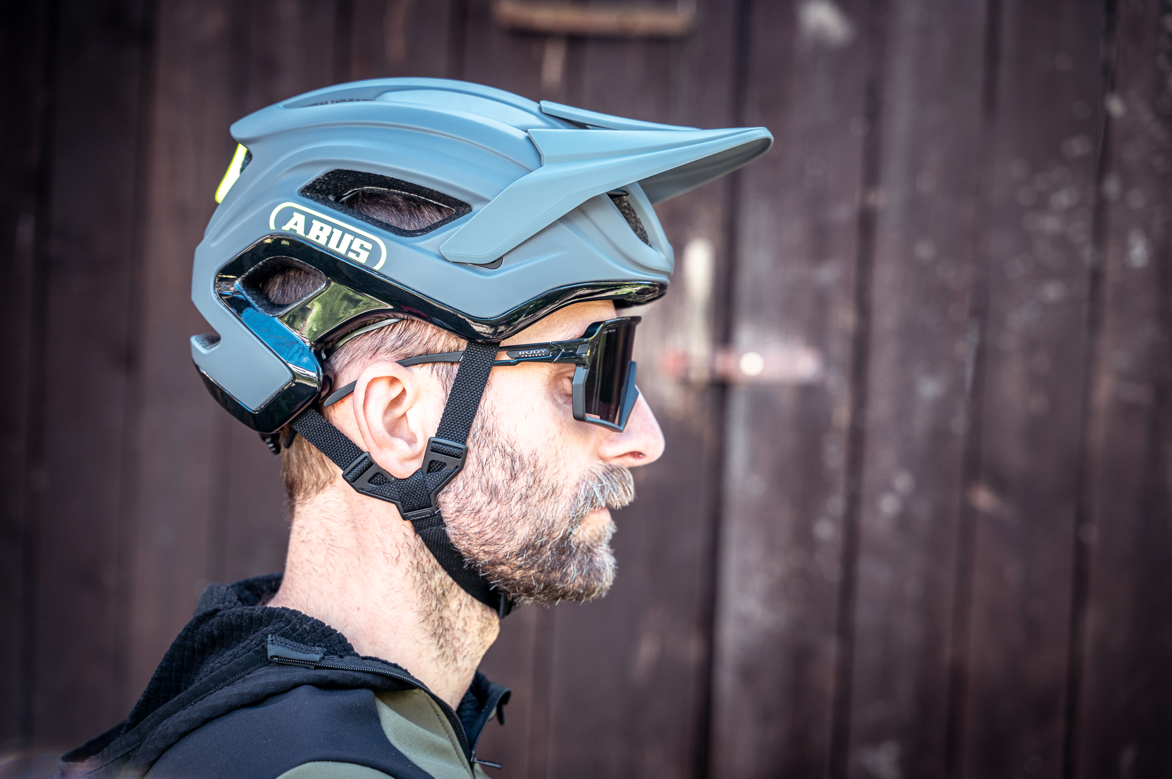 MTB helmet test: Abus Cliffhanger - pleasantly light trail head protection  | BIKE