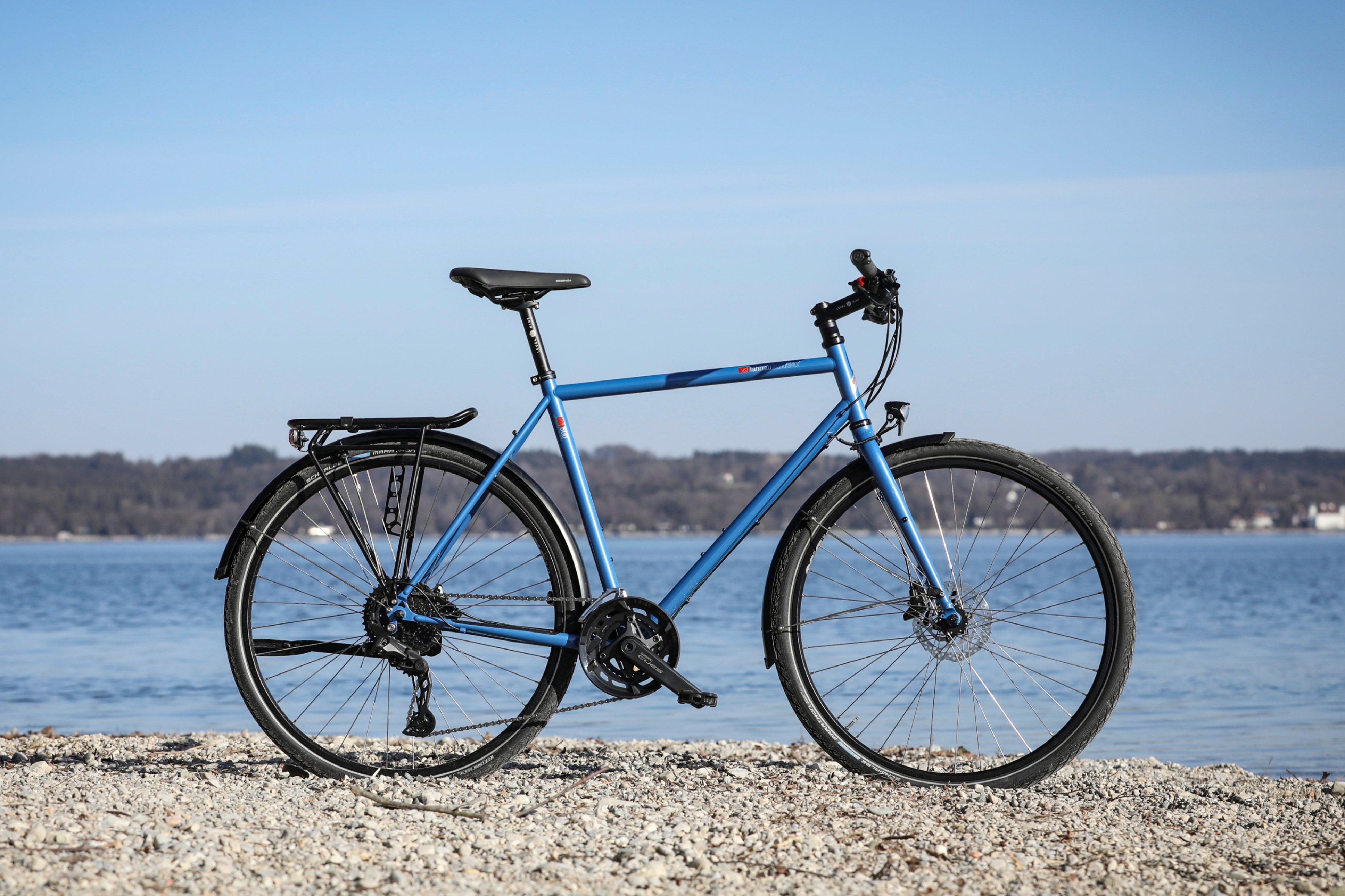 VSF T-500 Trekkingrad im Test: Komfortabel, klassisch, gut | BIKE