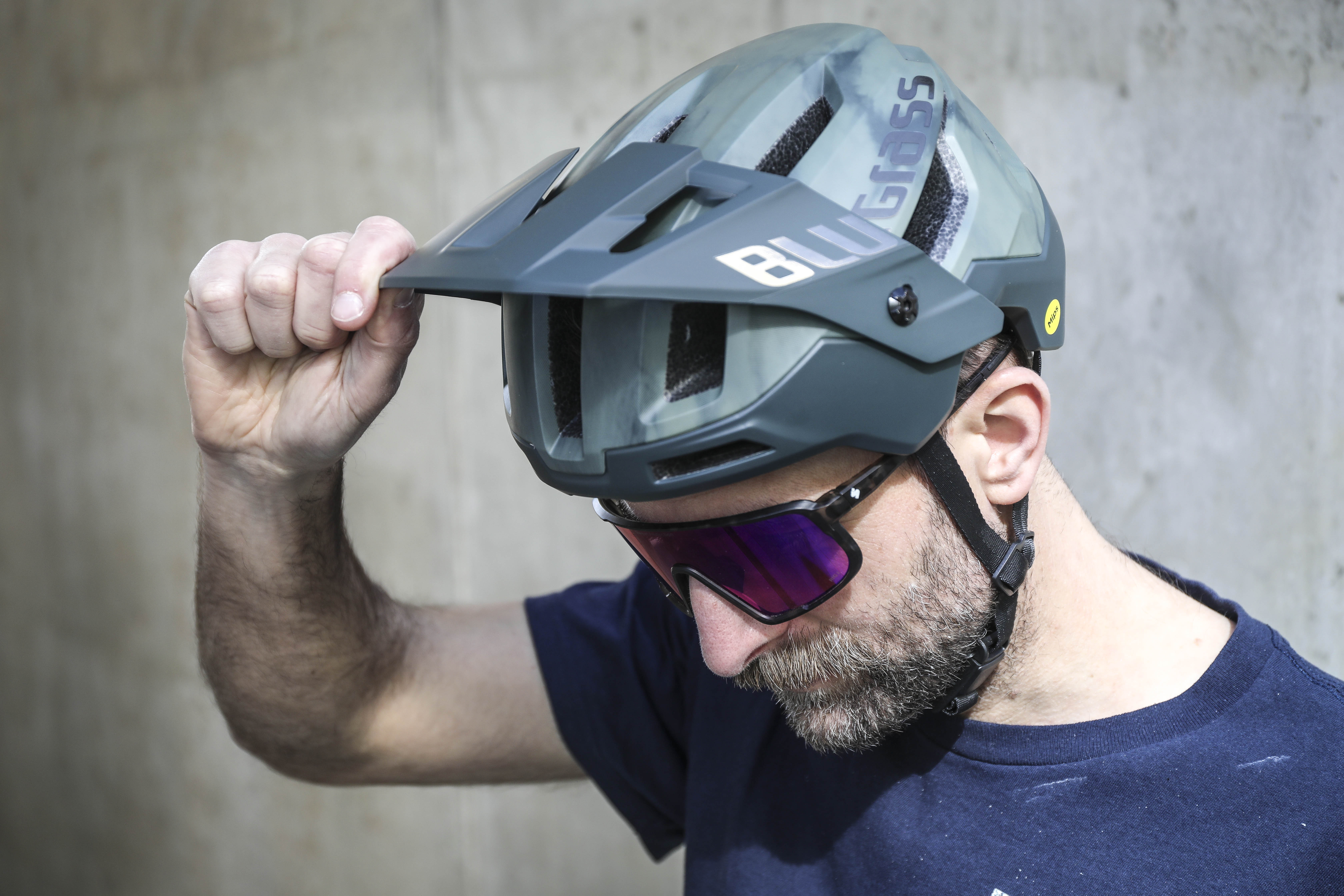 fahrradsattel weich frauen SPGOOD Fahrradsattel, Bequem Memory Foam Ergonomisch Wasserdich Schreibtisch-Kabel-Aufbewahrungsbox | Trenn-Design, USB-Kabelaufbewahrung, Category:E Bike City / Urban_2020 Farbe:Ivory