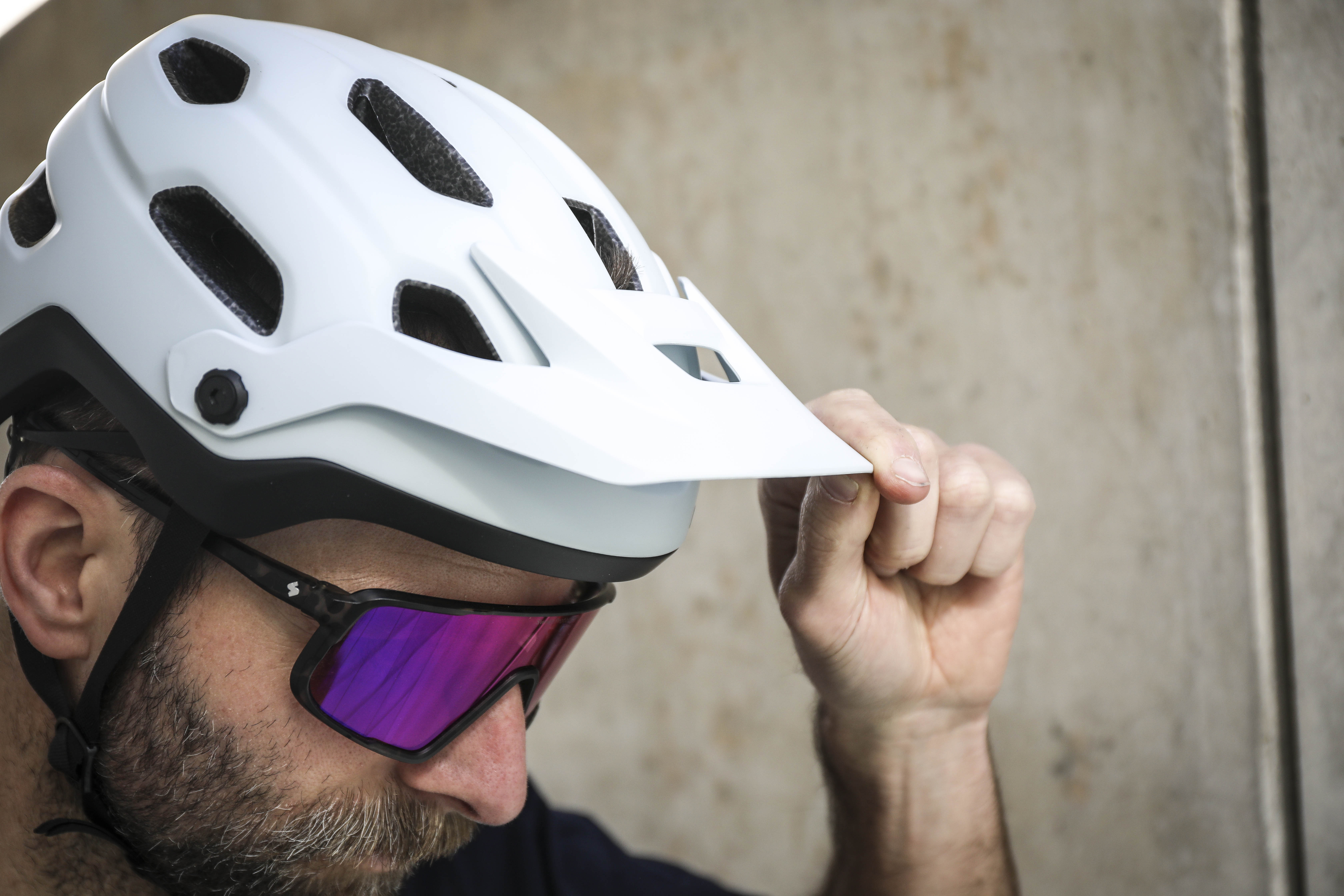 Test MTB-Helme: Giro Source Mips - durchdachter Trail-Schutz | BIKE