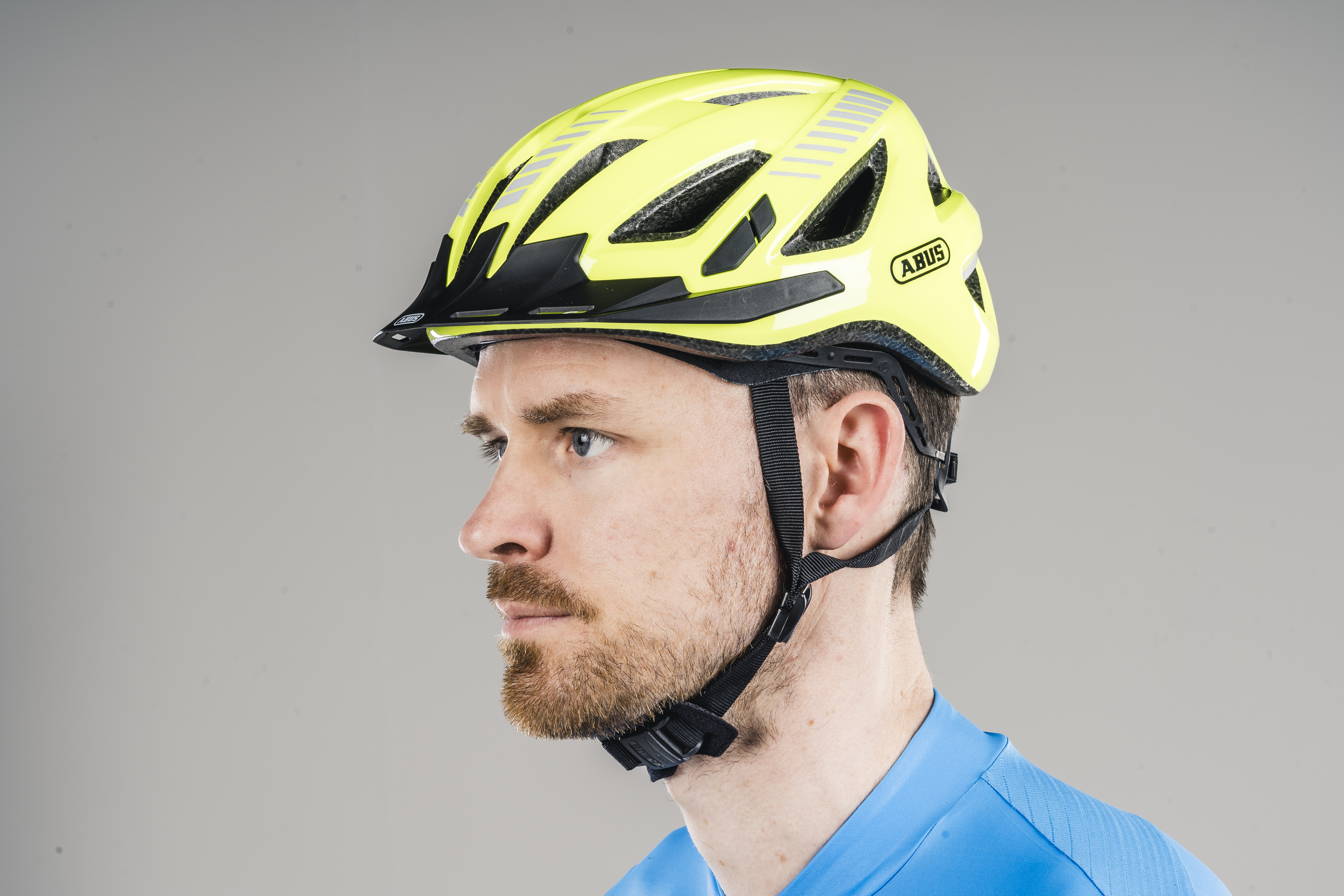 abus bike-helmets urban-i 3.0 City helmet test: Abus Urban-I 3.0 Signal - lightweight wins the day