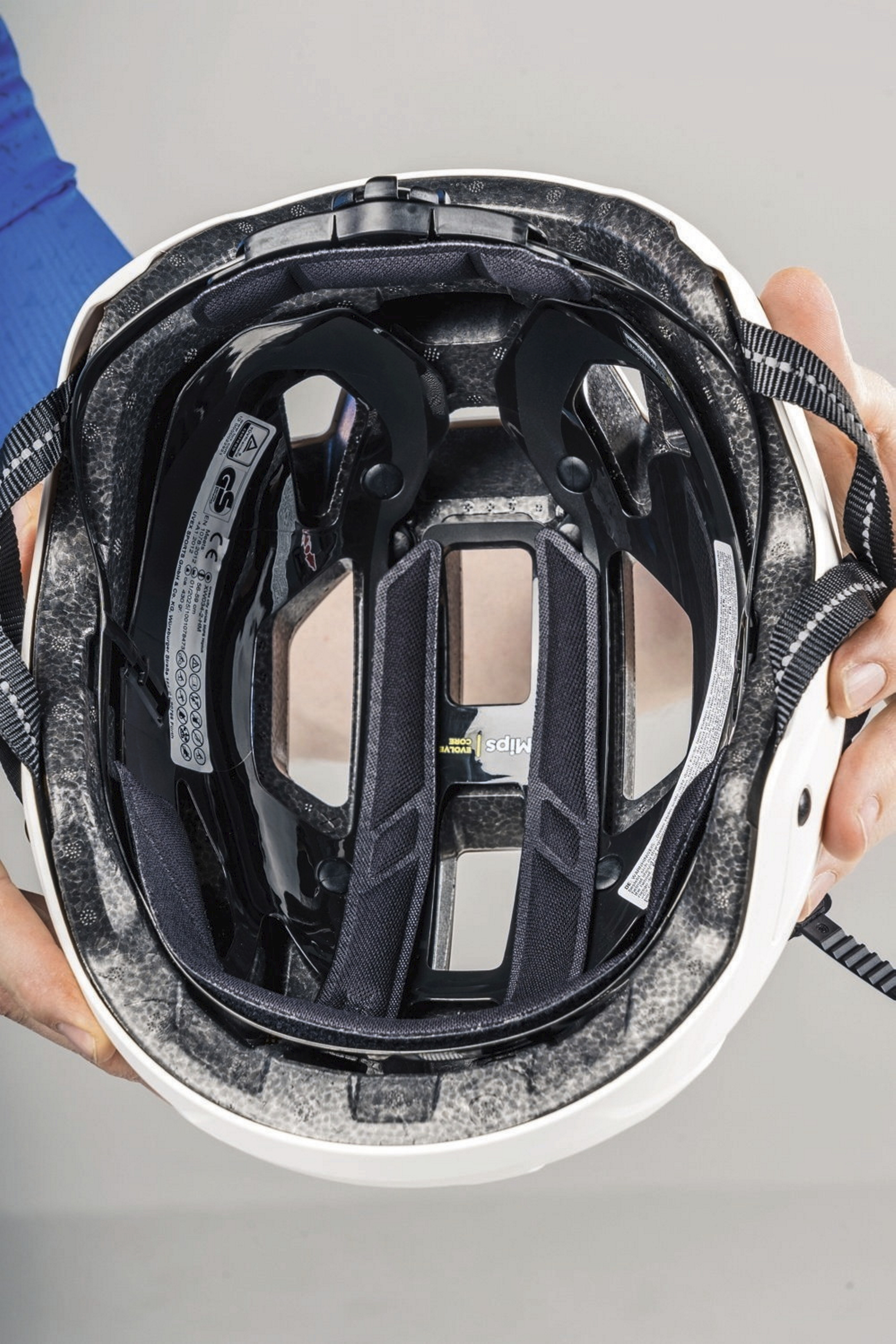 Fahrradhelme im Test: 7 City-Helme mit und ohne MIPS | BIKE