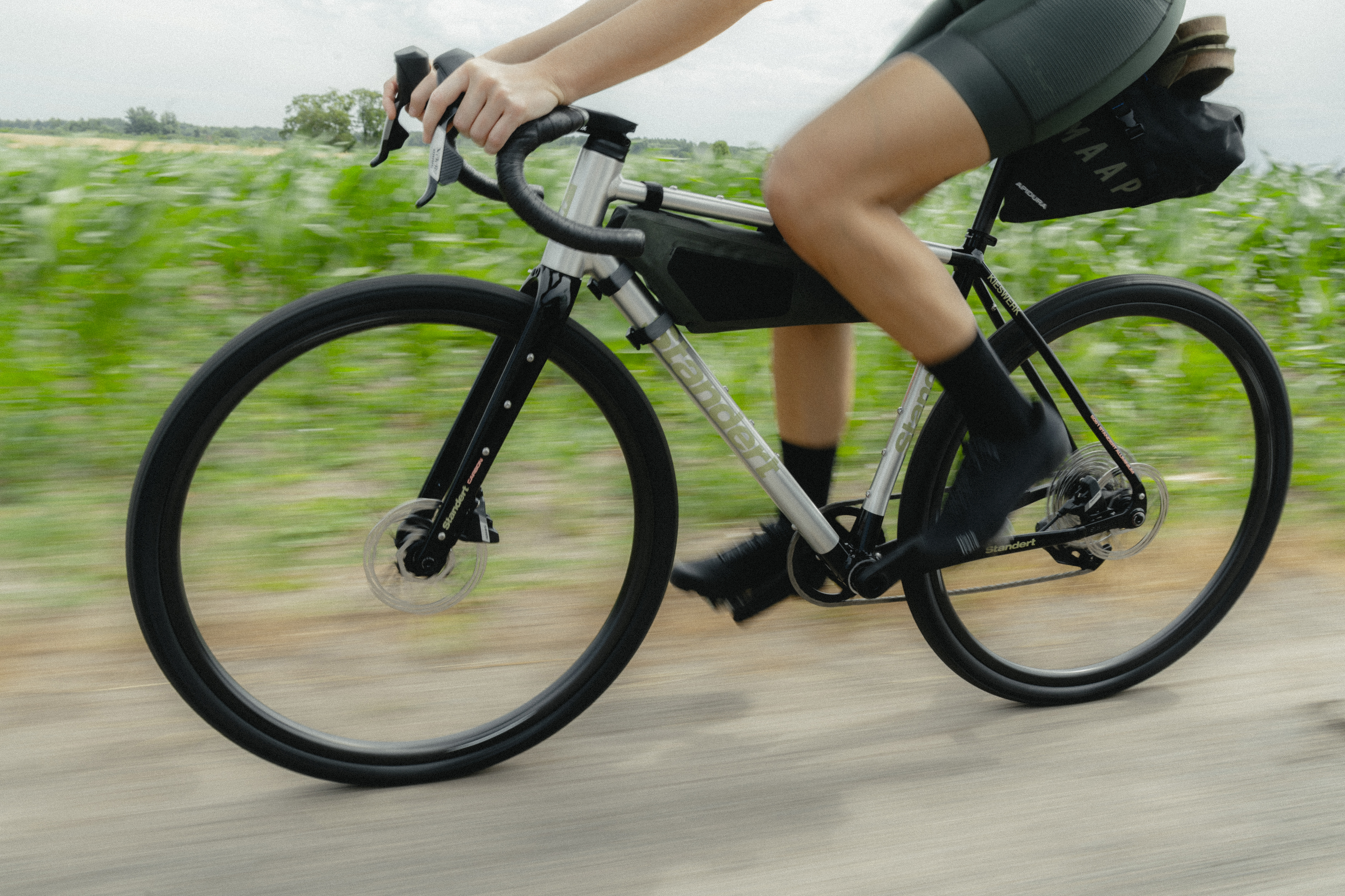 Gravelbike Standert Kieswerk: Robust, powerful & fun | BIKE