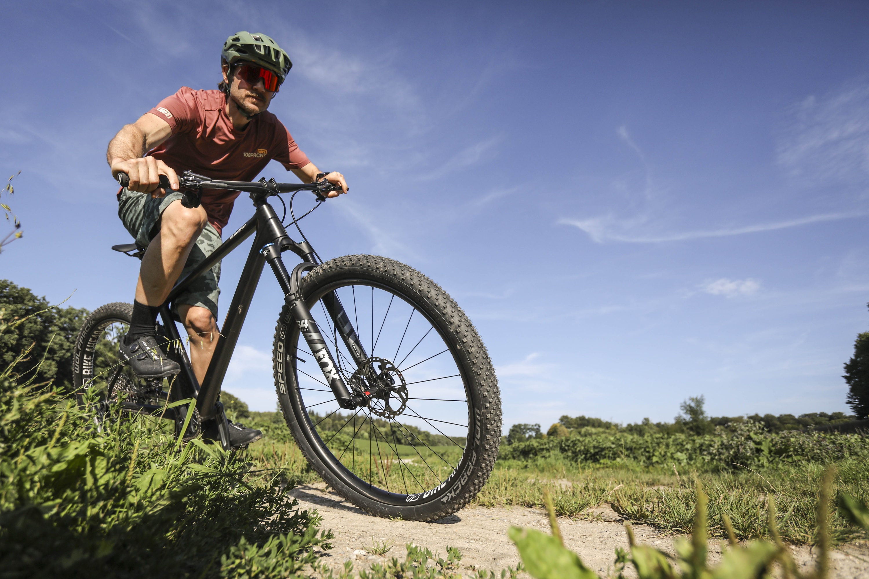 Gravelbike vs. MTB: Federung & Reifen im Vergleich | BIKE