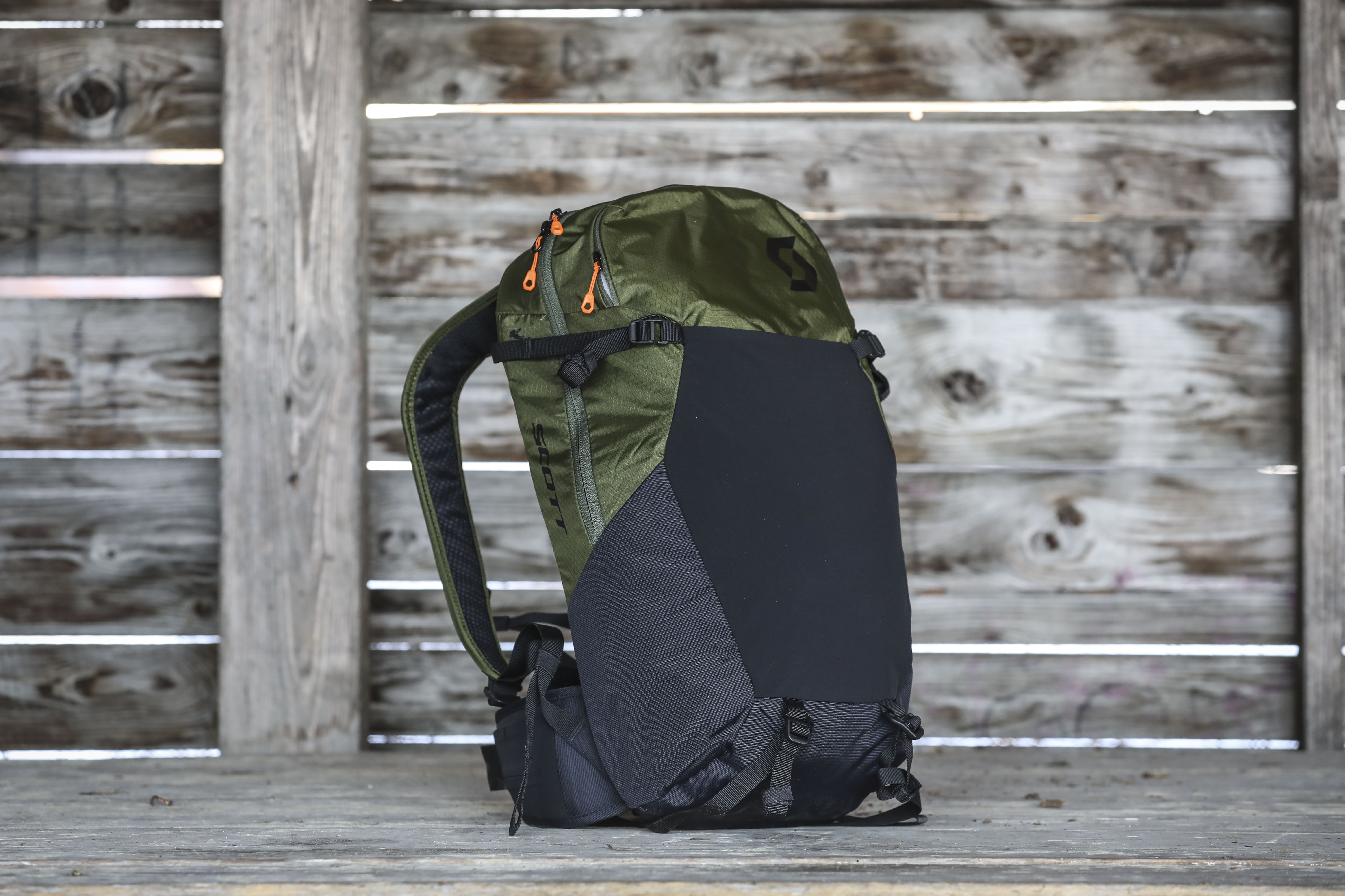 Scott MTB backpack: Trail Rocket 20 with ample storage space in