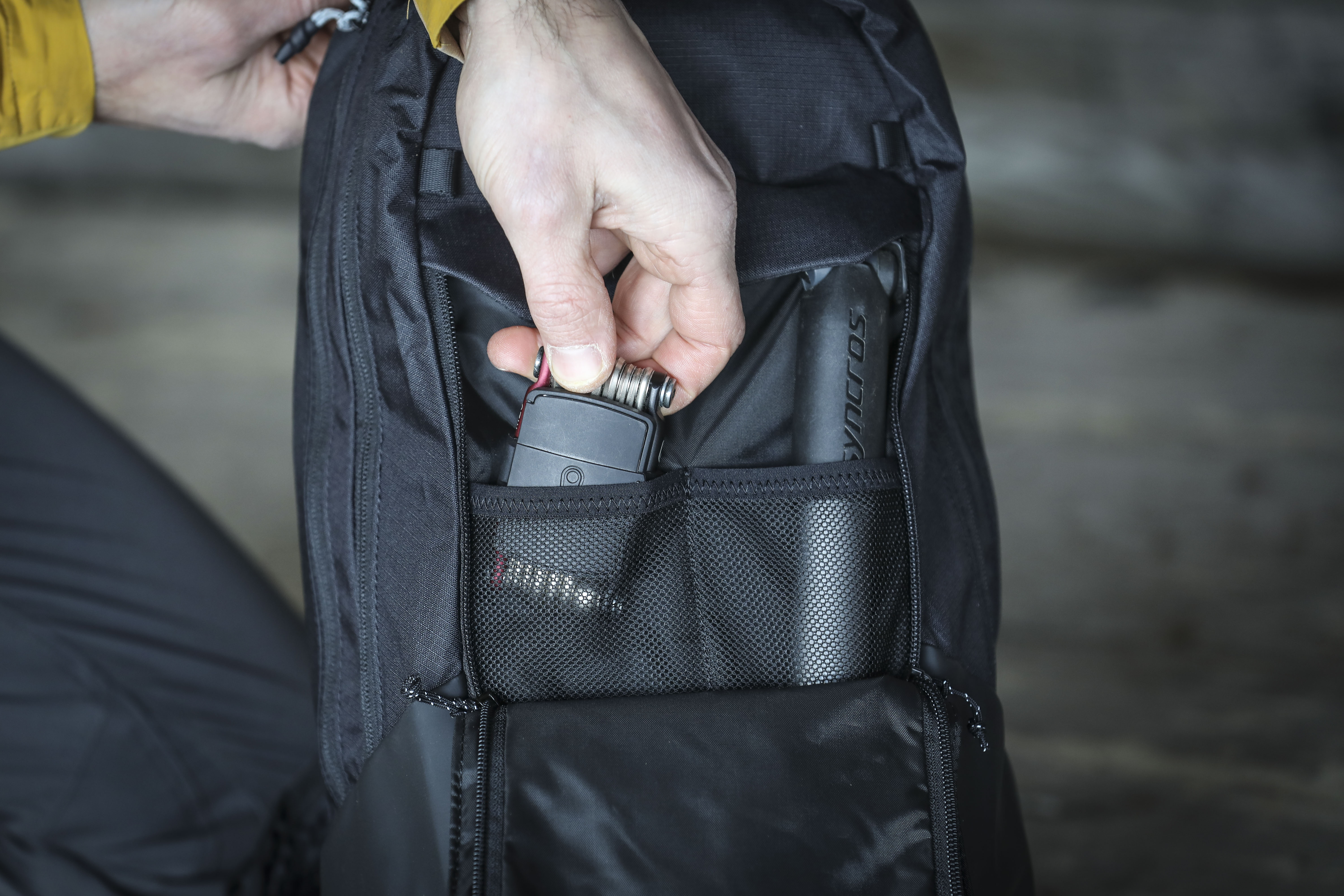 Gnstiger Fahrradrucksack im Test: Rockrider MTB 12 L | BIKE
