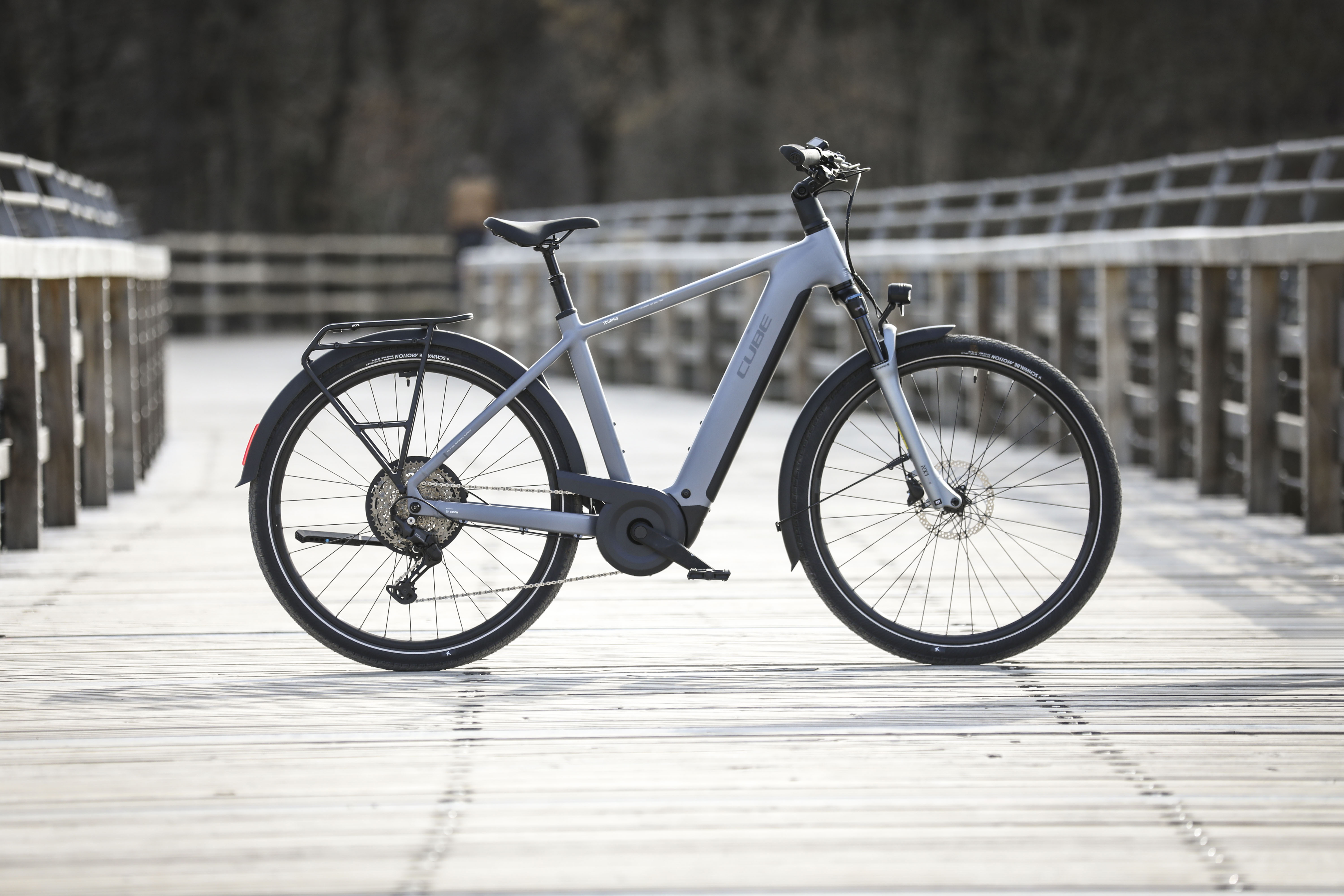 Cube Touring Hybrid Pro: E-Bike fr unter 3000 Euro im Test | BIKE