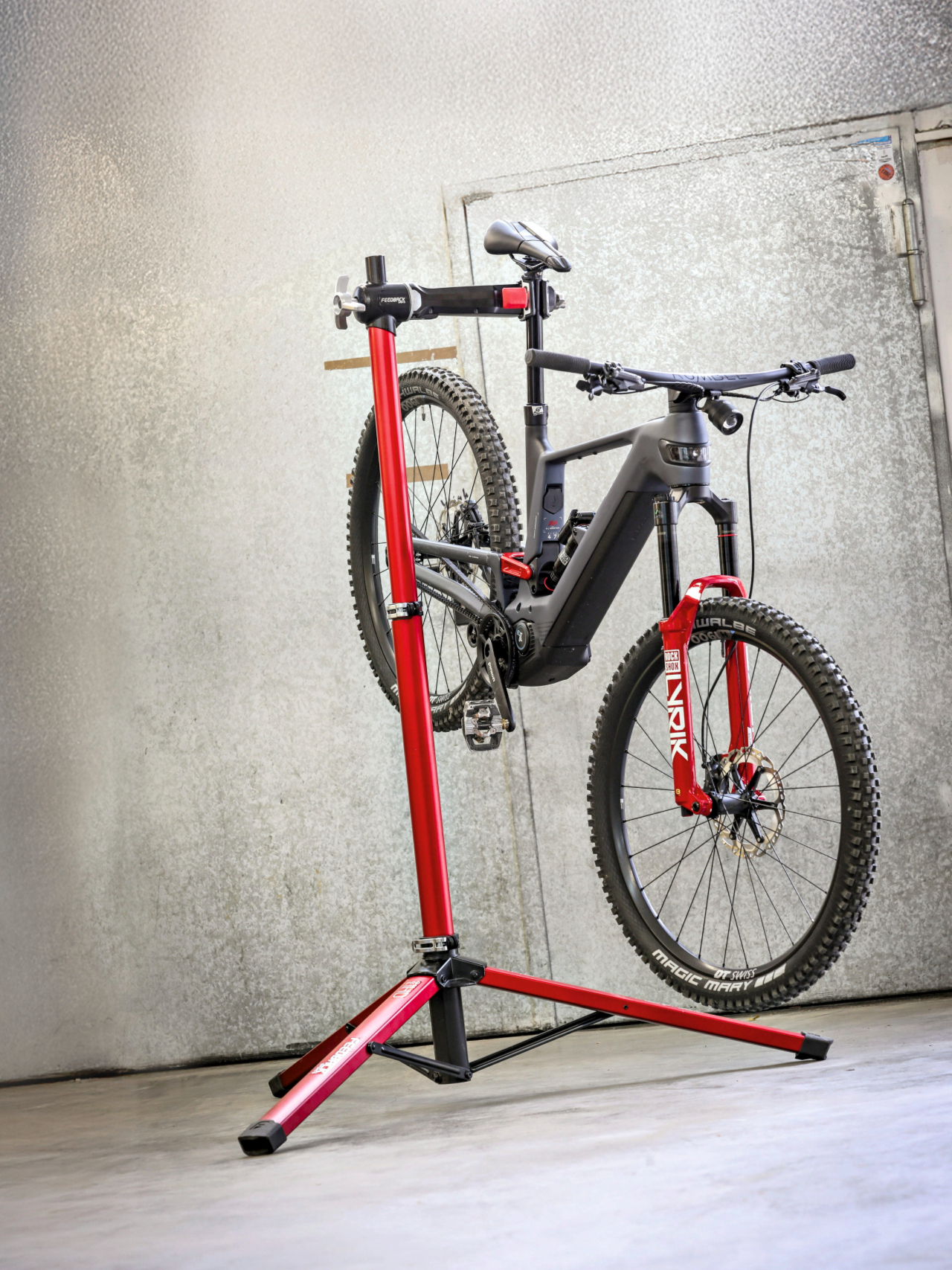 orbea mountainbike e-bike Wild Carbon Mountain eBike MBK Genesis in Black Weihnachtsgeschenk which offers optimal handling Model:T10