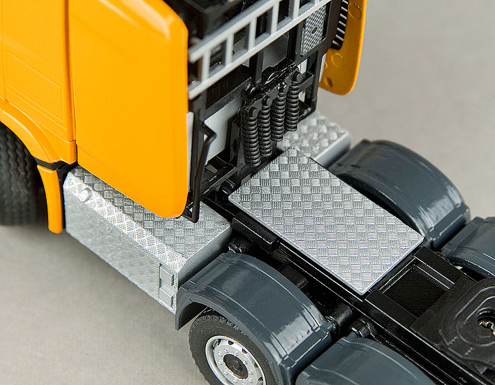 CONRAD 1/50 Camion Mercedes Benz Schwing pompe béton G. cousin KVM 32