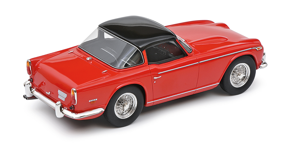 Triumph TR5/TR250 von Schuco in 1:18 – Surrey or not