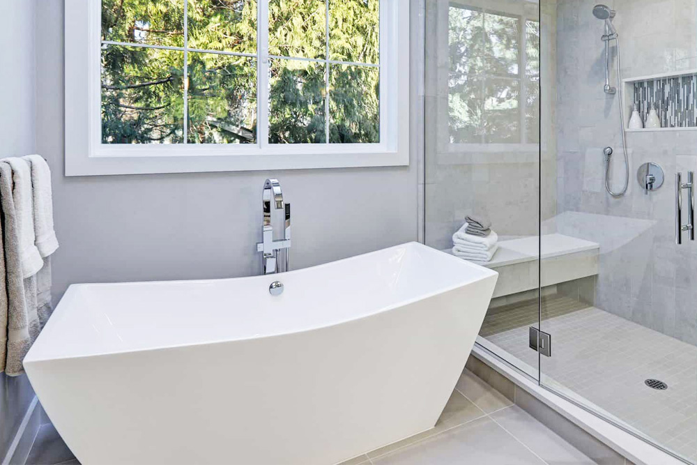 Walk-In Tub vs. Freestanding Tub: A Soaking Showdown