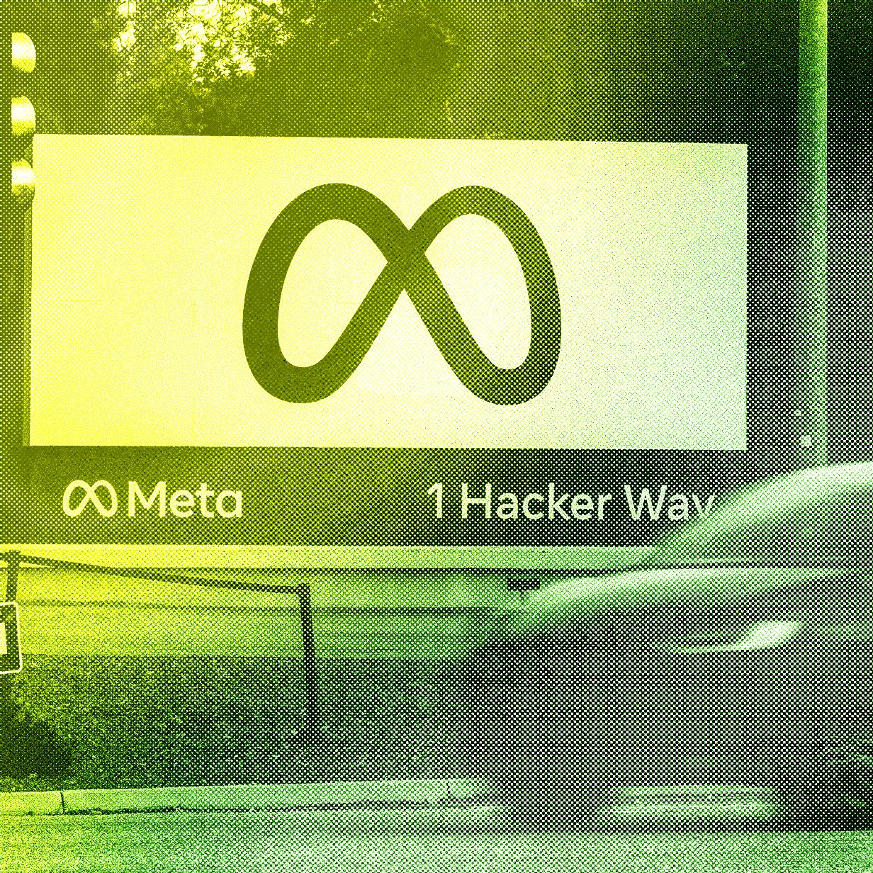 Meta's AI Exodus: A Sign of the Superintelligence Struggle?