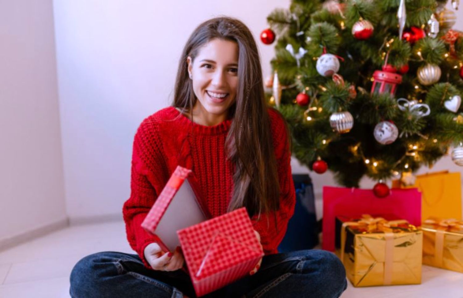 christmas gifts women - Travel Off Path