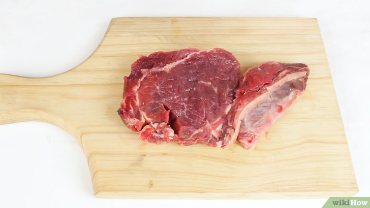 Изображение с названием Cook Steak in a Frying Pan Step 1