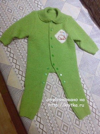 Комбинезон для новорожденного - работа Татьяны. Вязание спицами.