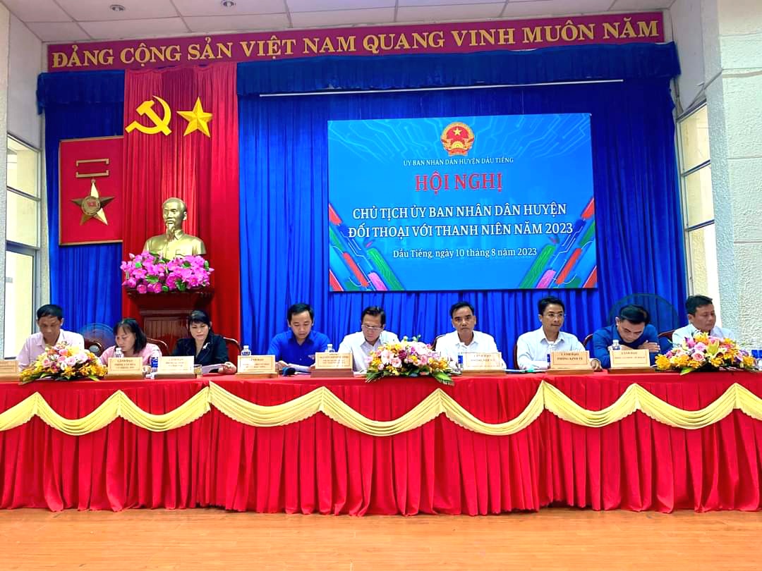 Hội nghị đối thoại giữa Chủ tịch UBND huyện với Thanh niên trên địa bàn huyện Dầu Tiếng