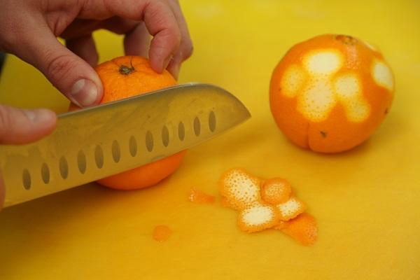 очищение апельсина от шкурки