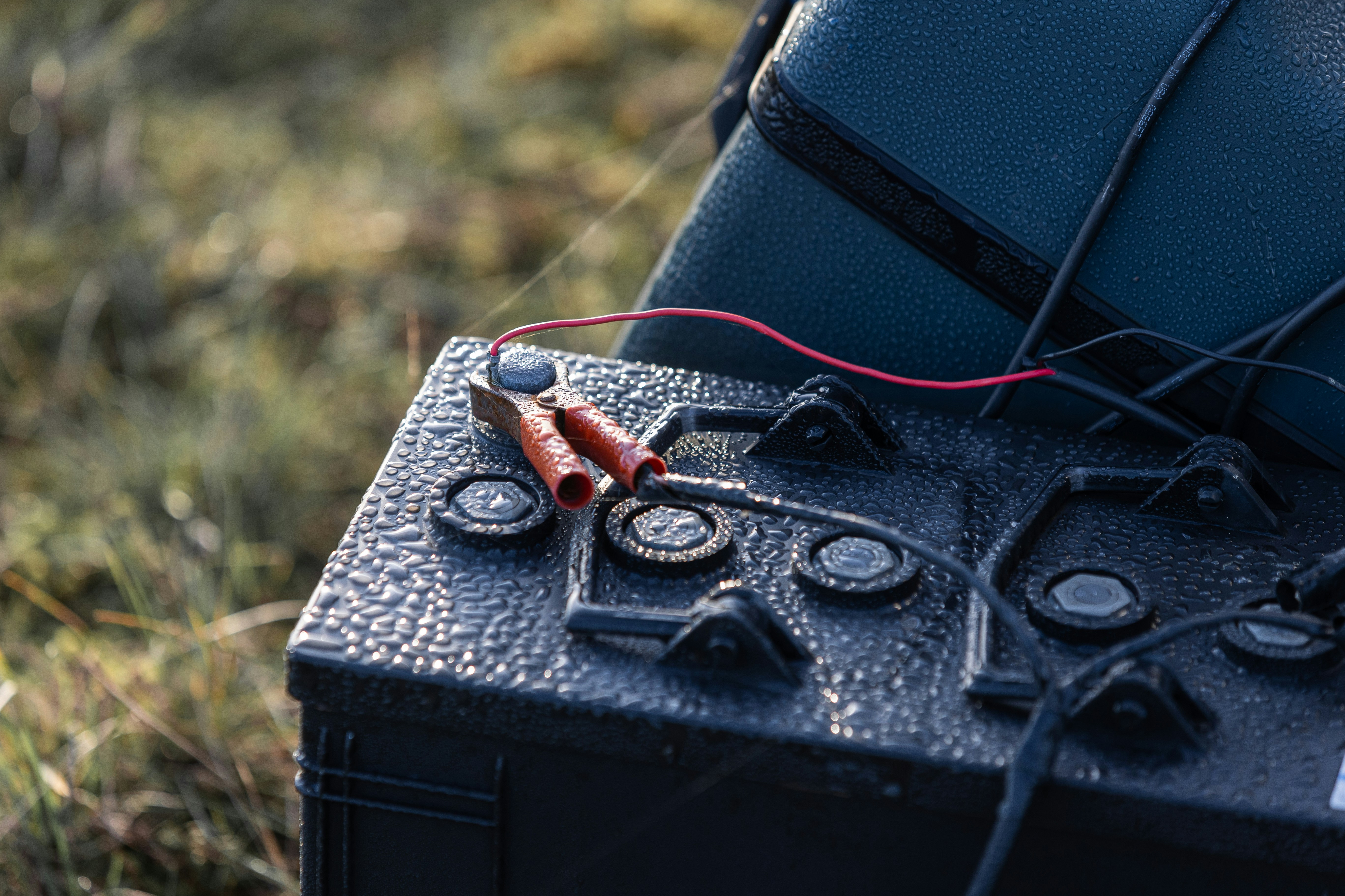 What Is a Solar Battery? Types, Lifespan & Prices