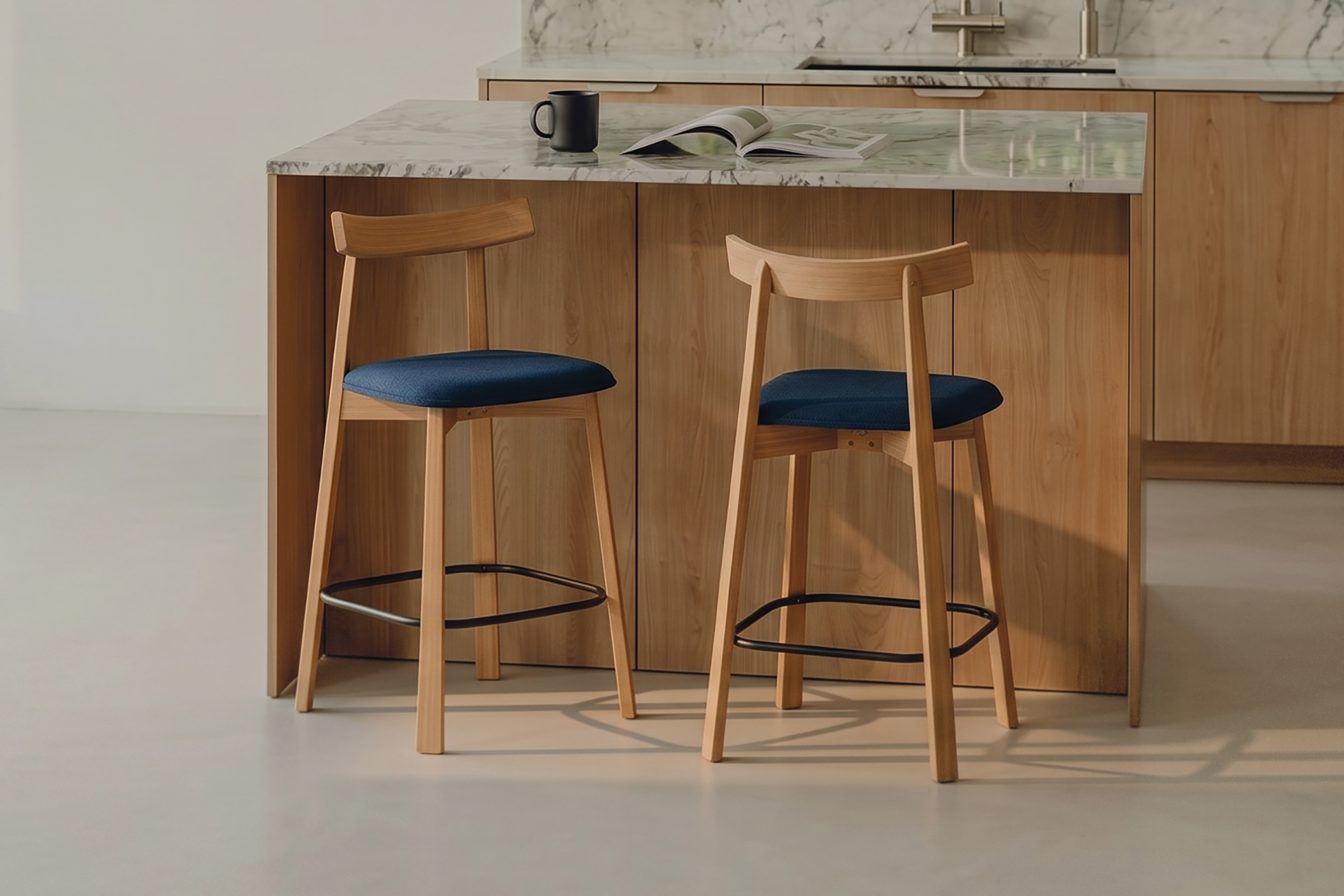 Contemporary Dining Tables for Modern Homes | Cozey Canada