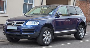 2005 Volkswagen Touareg V6 Sport Automatic 3.2 Front.jpg