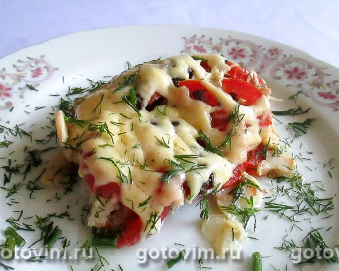 Куриная грудка в духовке с сыром, грибами и помидорами. Фотография рецепта Куриная грудка в духовке с сыром, грибами и помидорами. Фотография рецепта