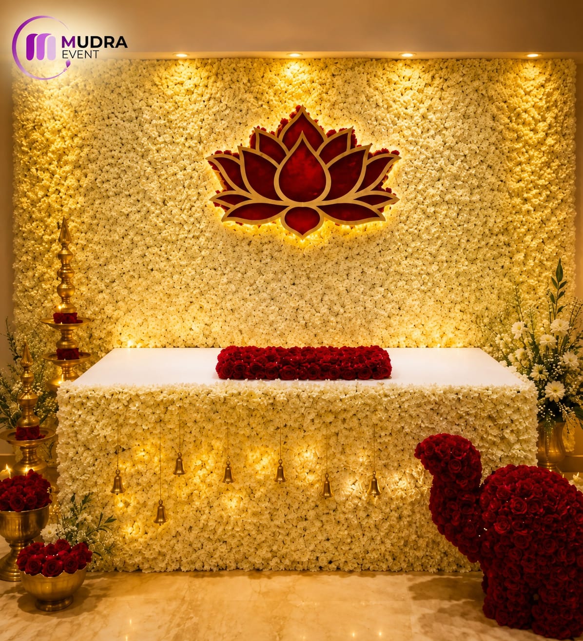 Luxury White Floral Ganpati Decoration