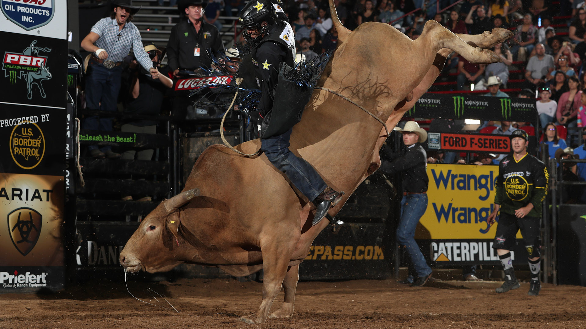 Heartbreak Kid extends buckoff streak to 33; Lil 2 Train erupts for 46.5 points