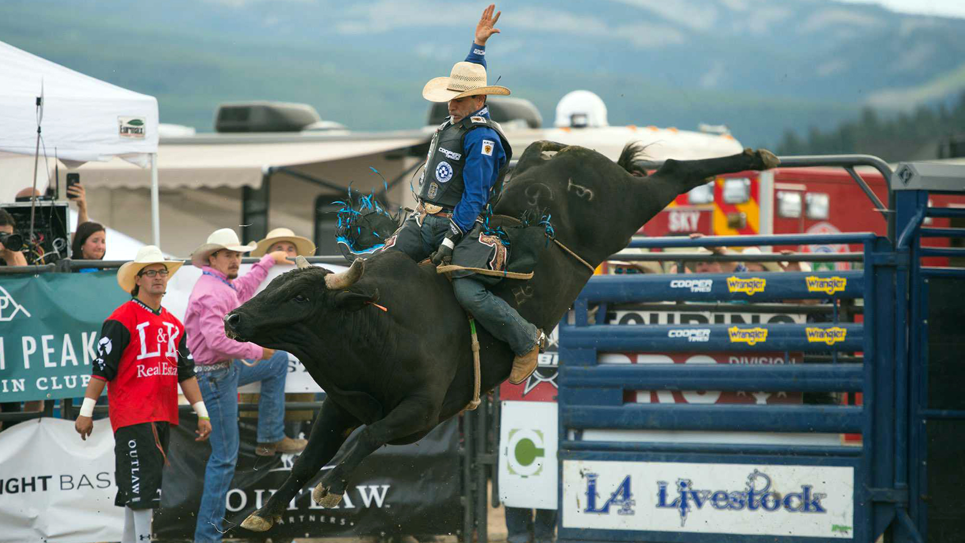 Vieira leading Big Sky through two rounds; Outlaw doing well, but out of competition