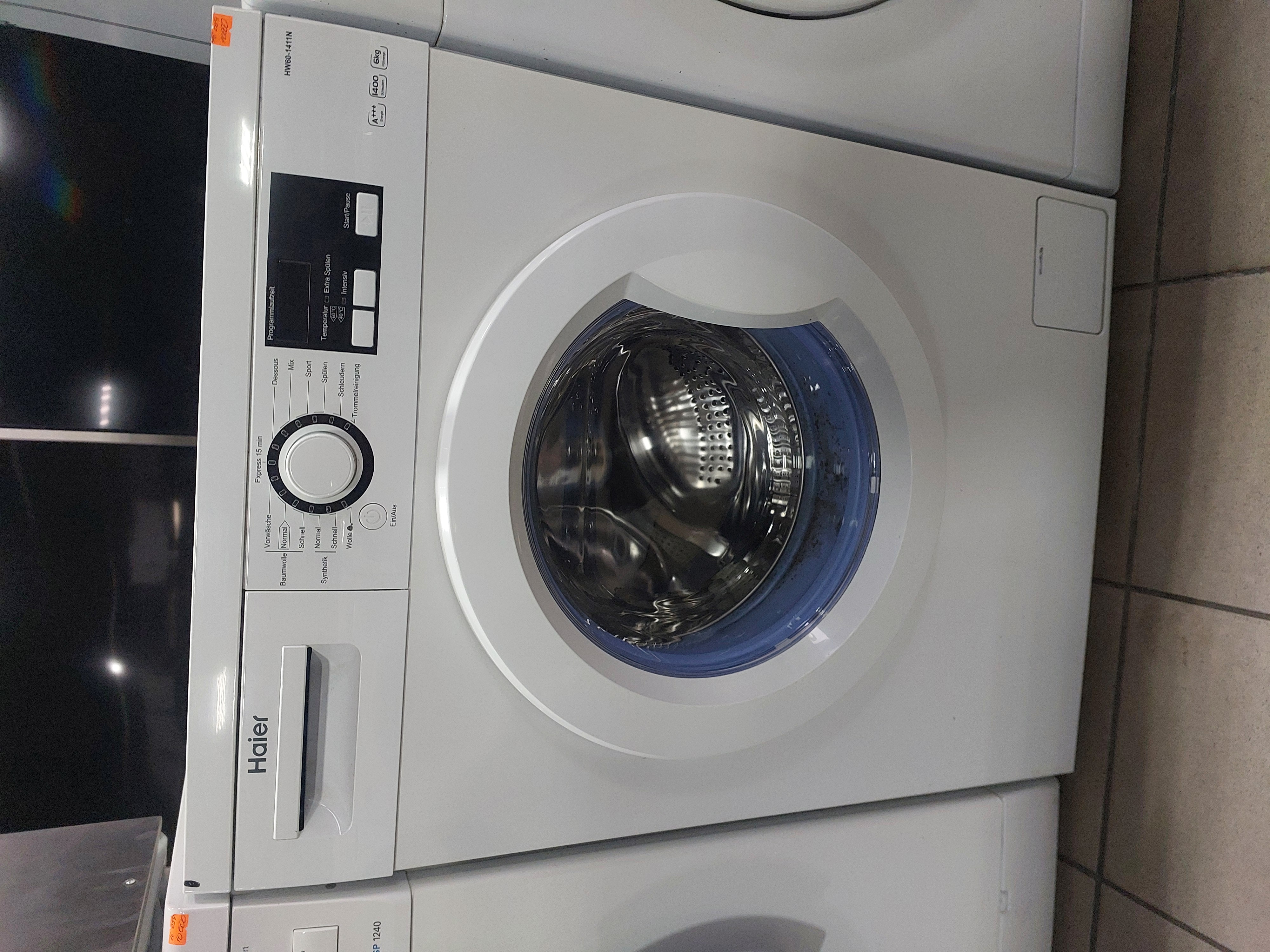 Пральна машина Haier HW60-1411N Image