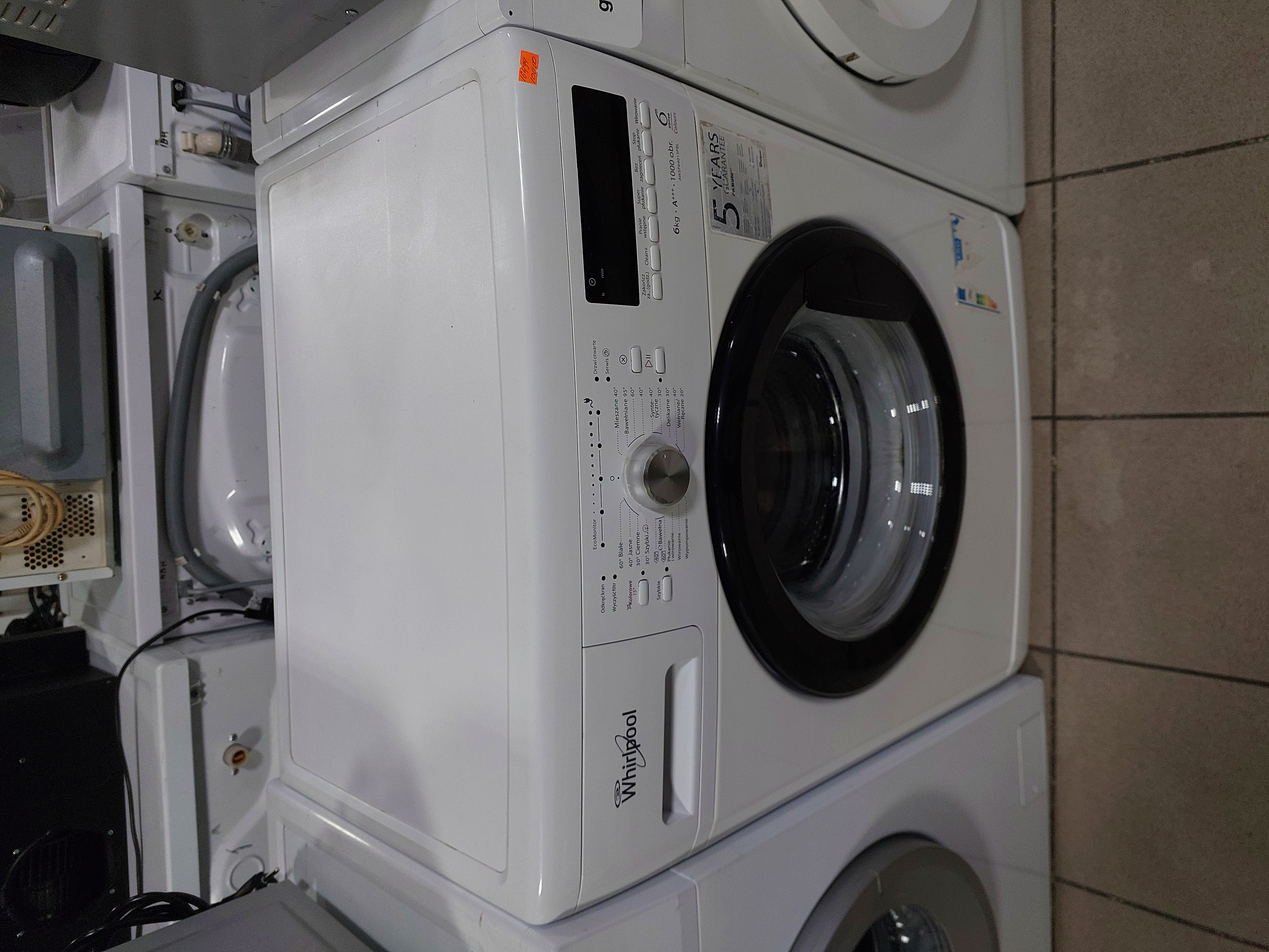 Пральна машина Whirpool AWSP64013PBL