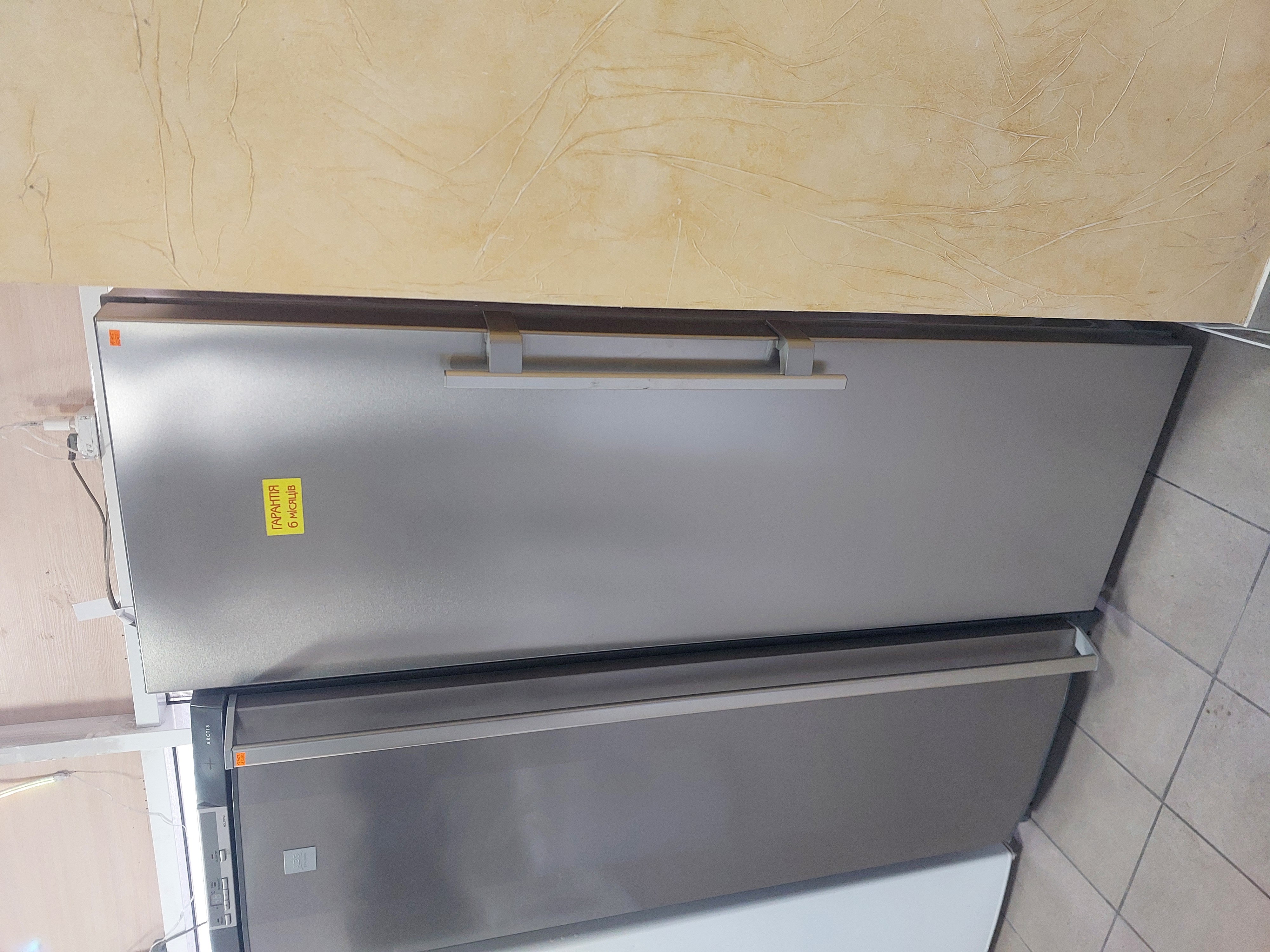 Морозильна камера Hanseatic HGS18560ENFI