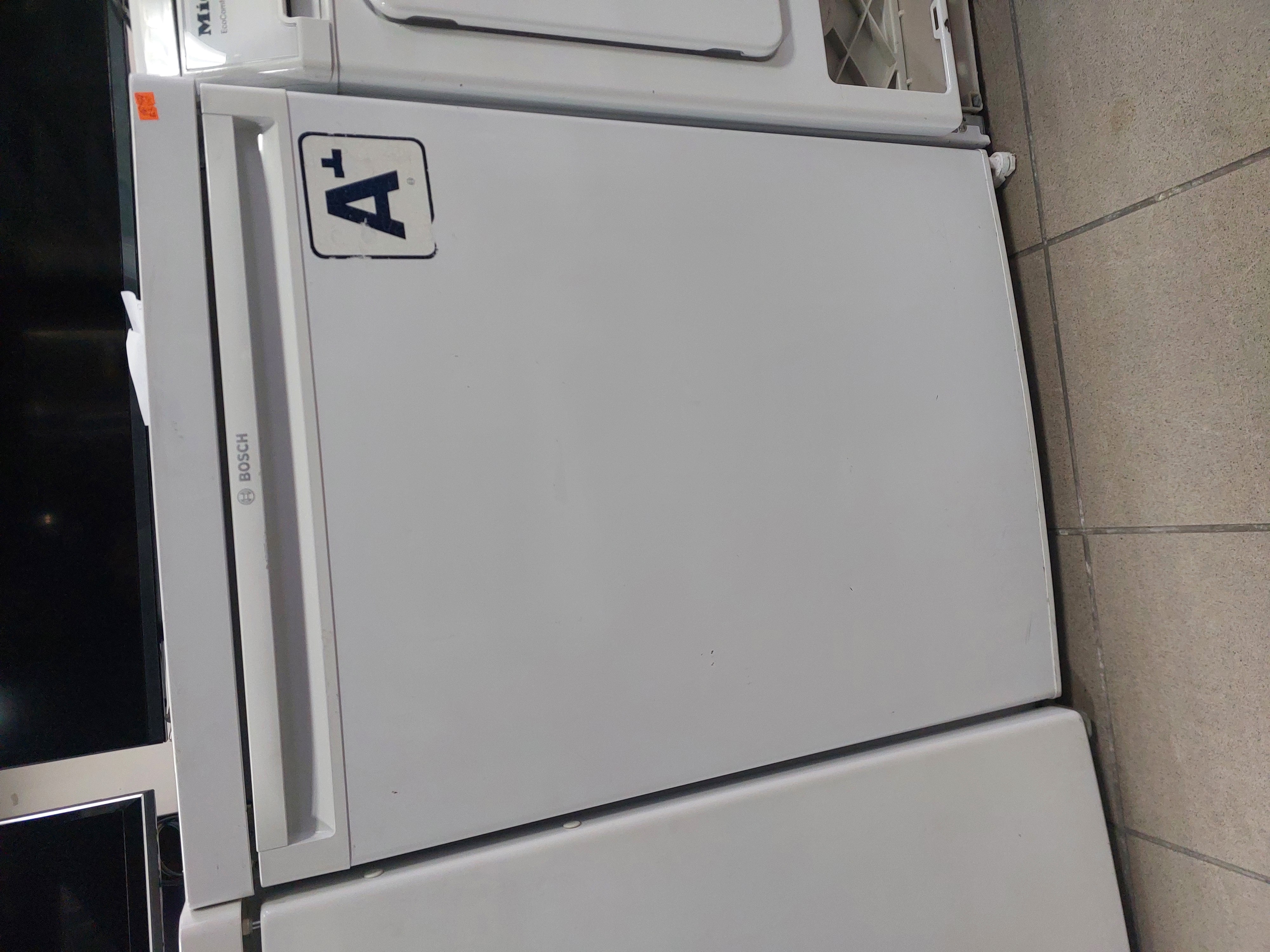 Морозильна камера Bosch 9101