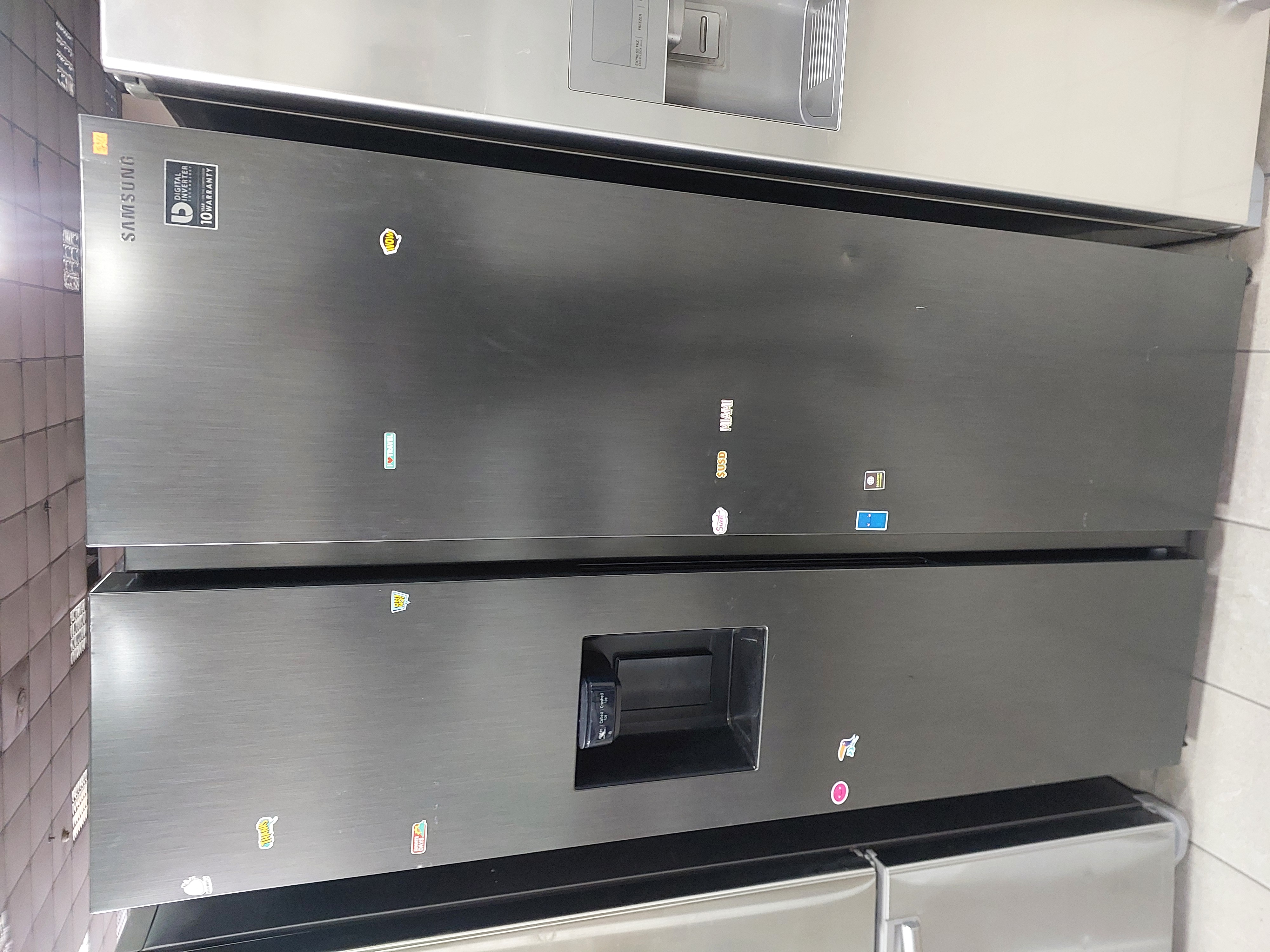 Холодильник Samsung R568N8220B1