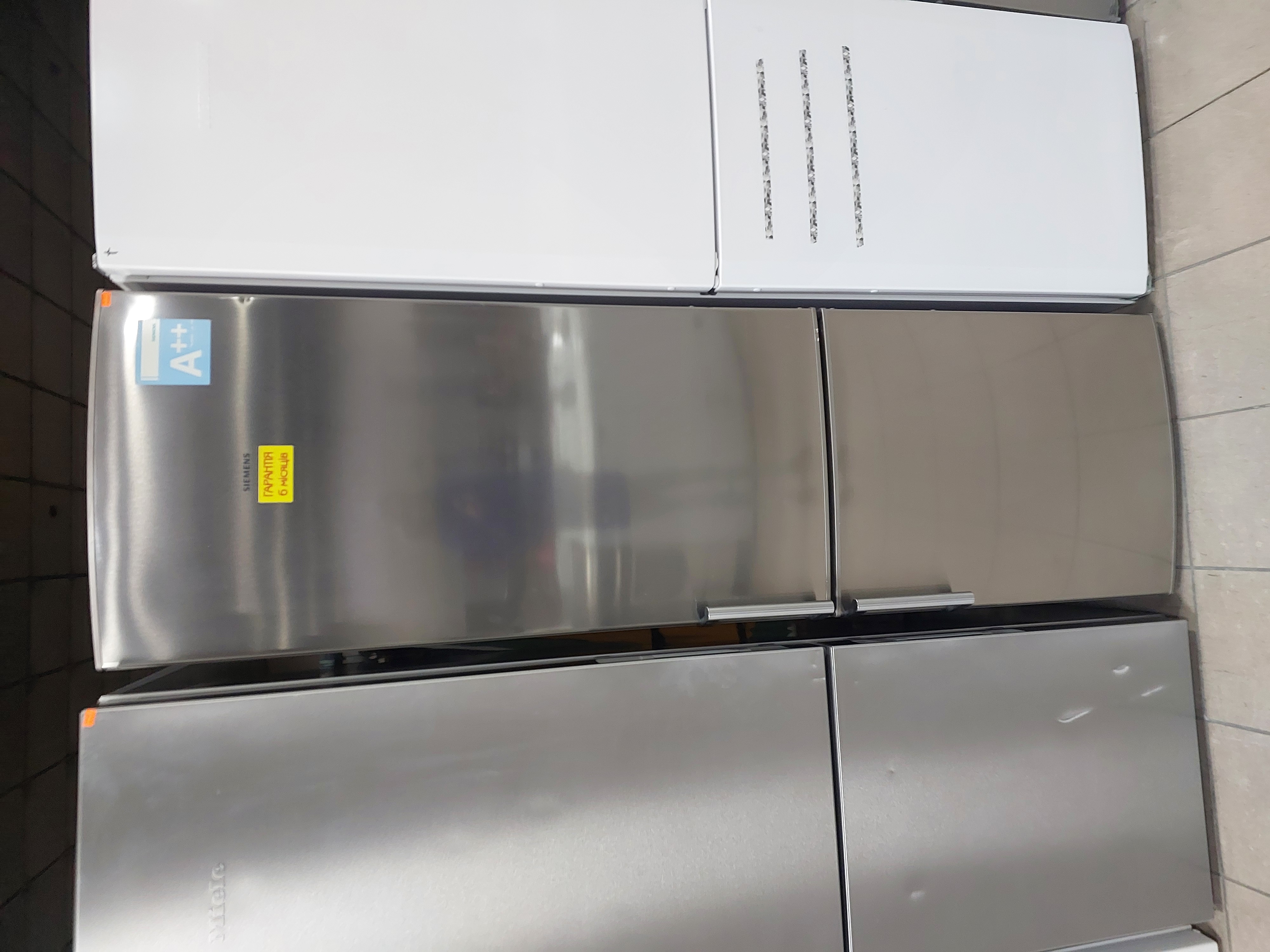 Холодильник Siemens