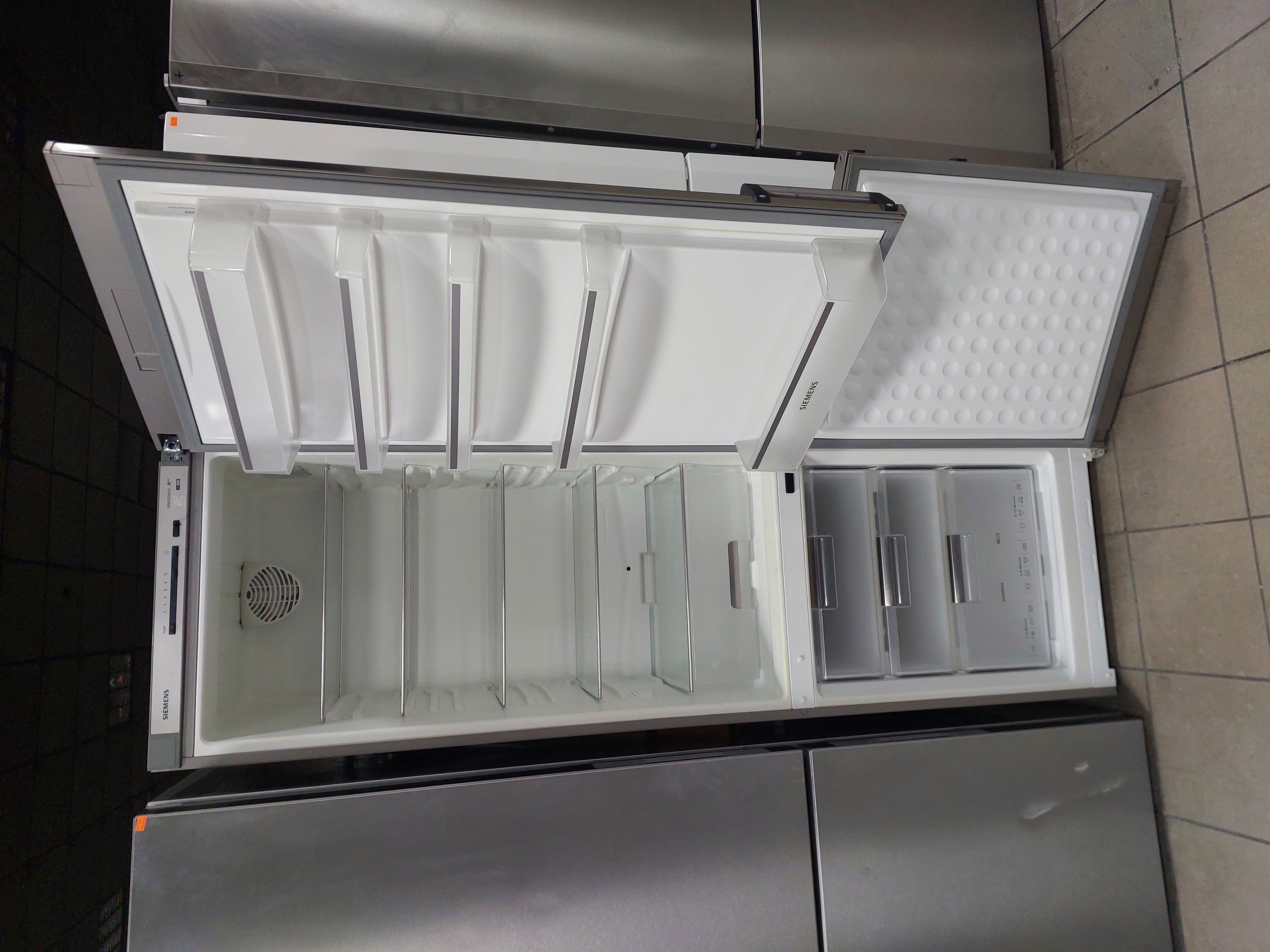 Холодильник Siemens Image